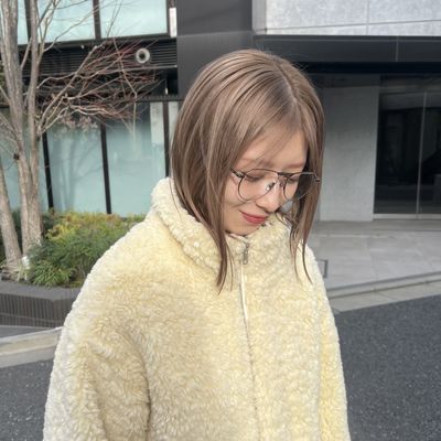 暗髪〜黒髪→雰囲気変えたい方🩵全頭ブリーチ相談込みカラー❣️

派手すぎません👶🏻