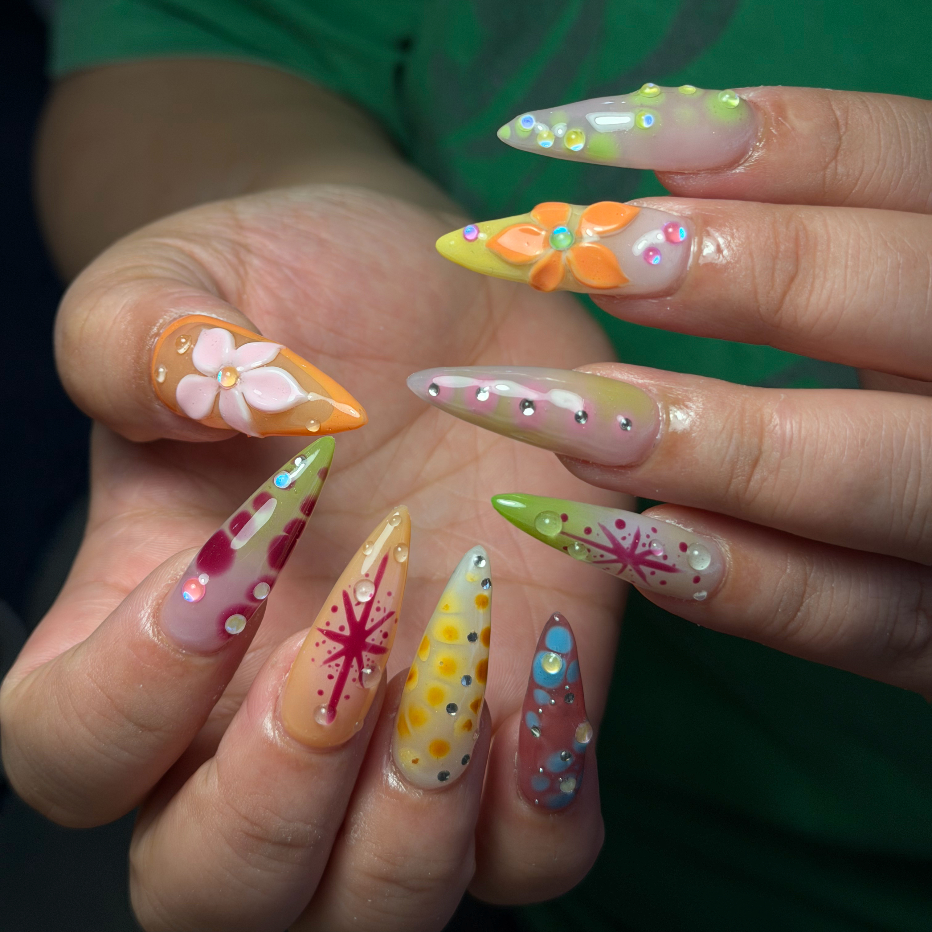 CoMo_Ana_Nail
