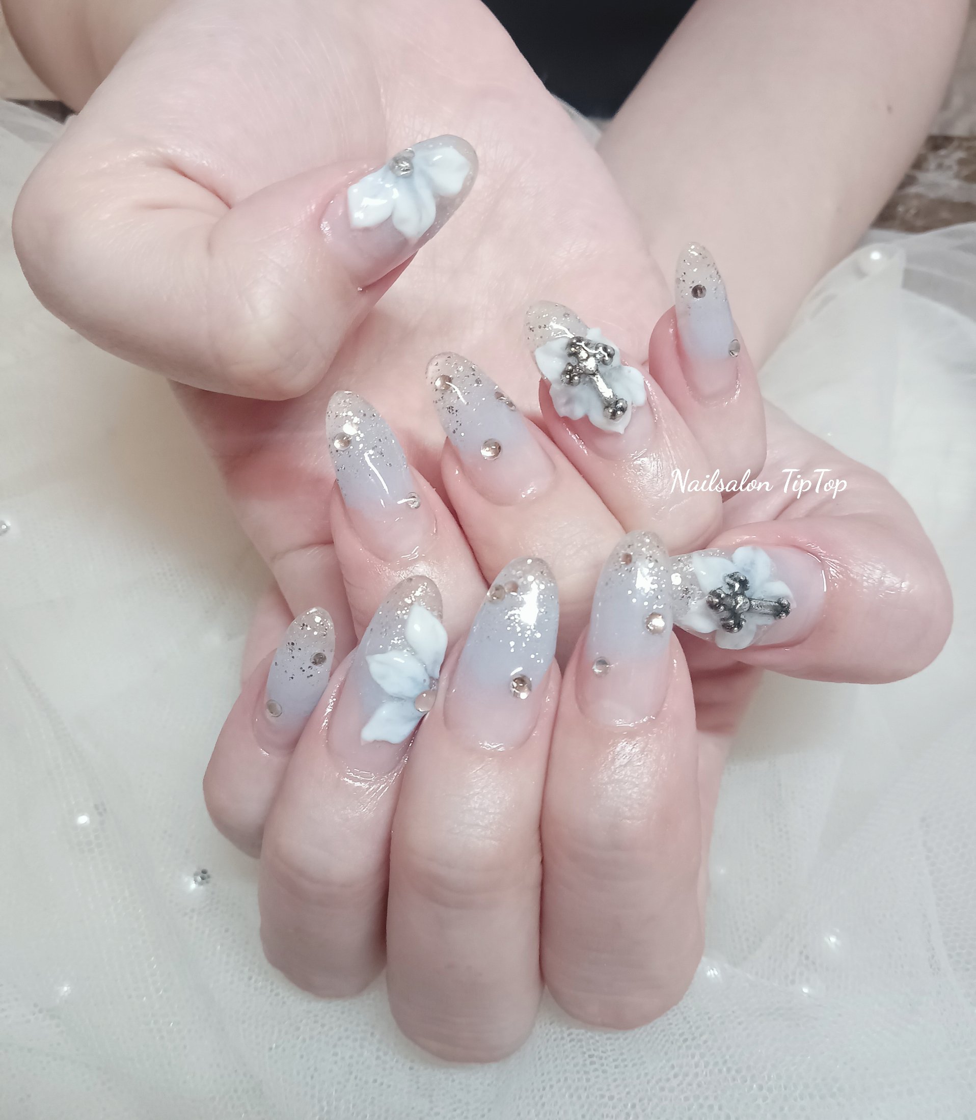 Nail..TipTop