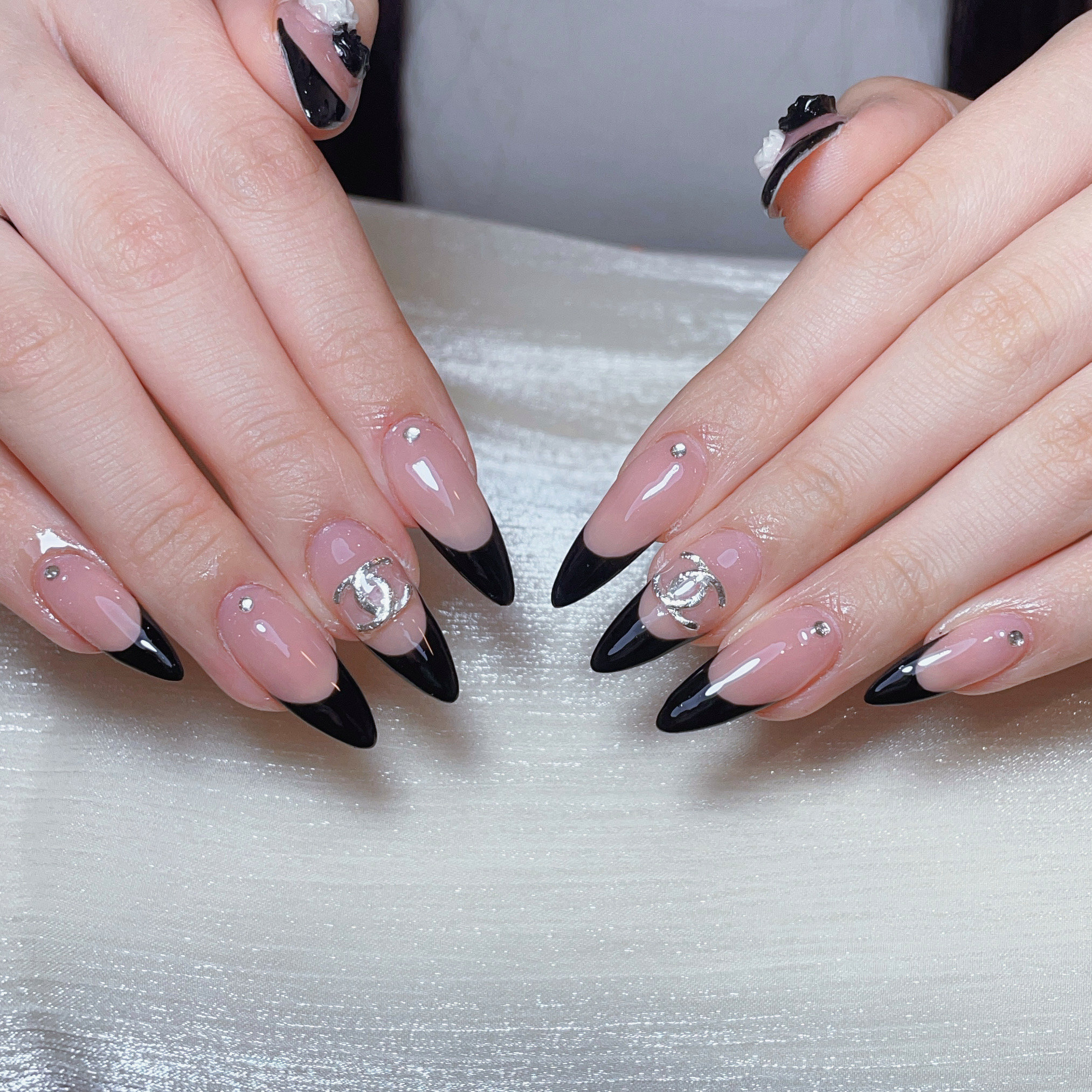 Nail_LUMINA_
