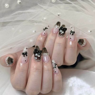 やり放題150分❣️研修中❣️
ベースパラジェル使う￥8900->￥6300