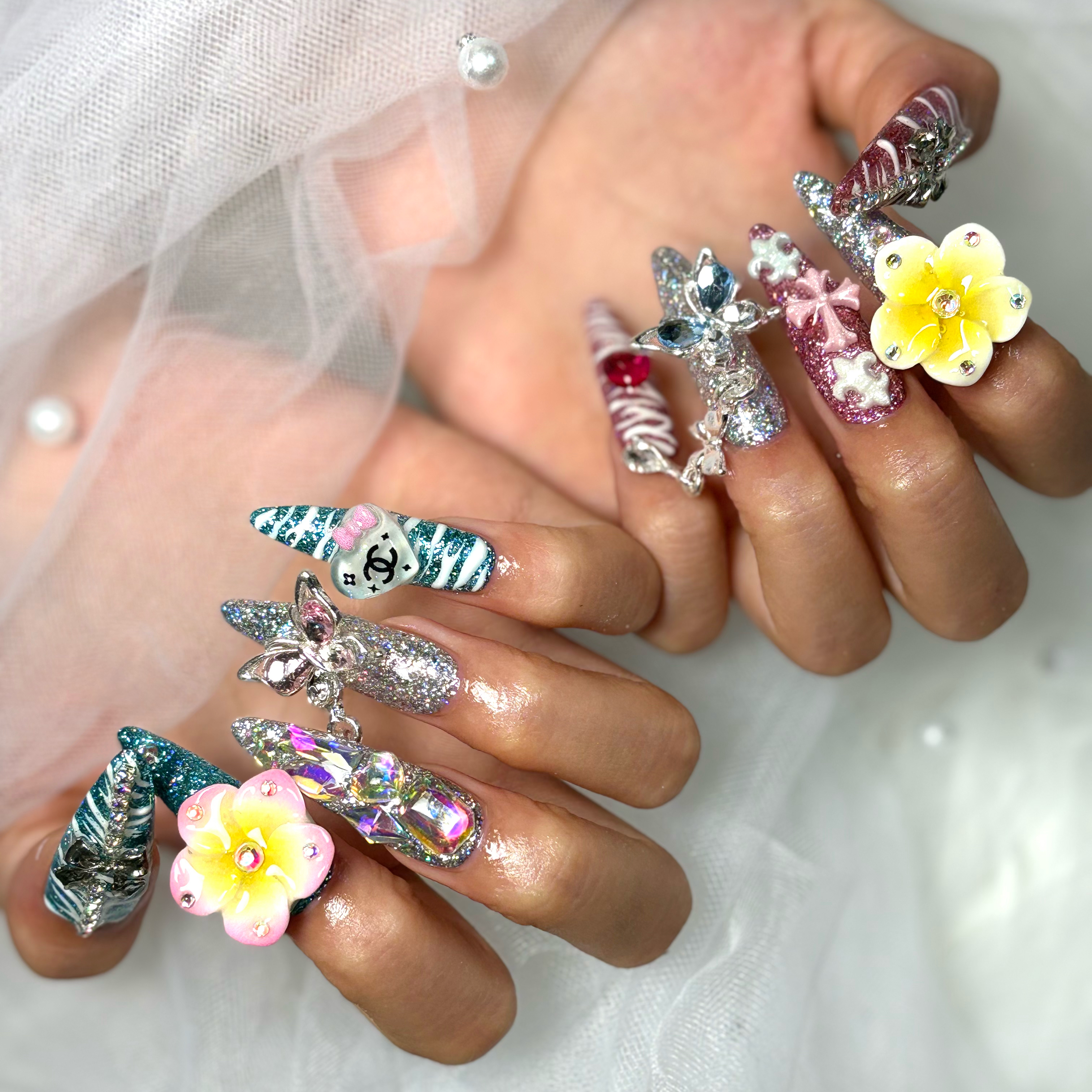 Lia__nail