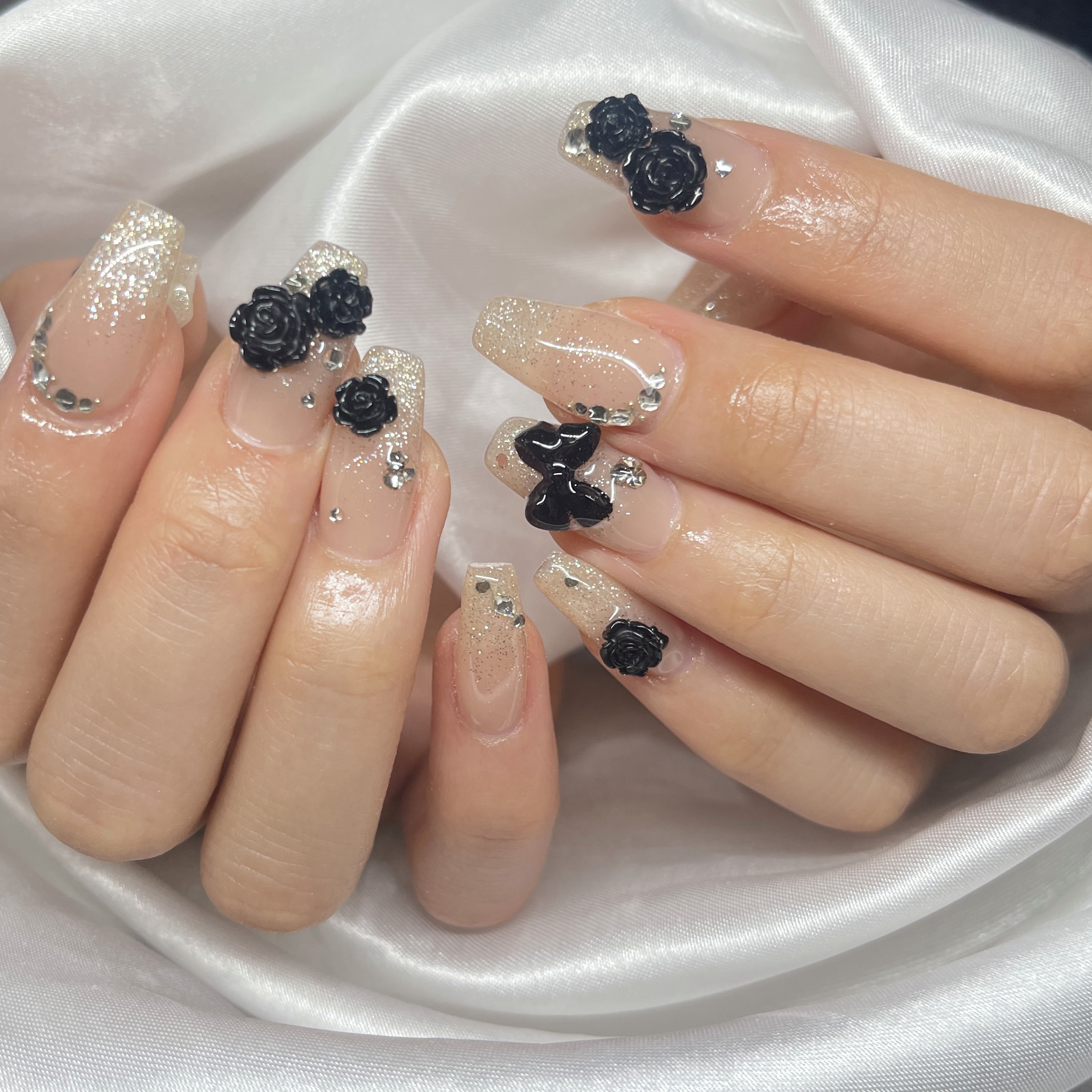 Nana.nailsal0n