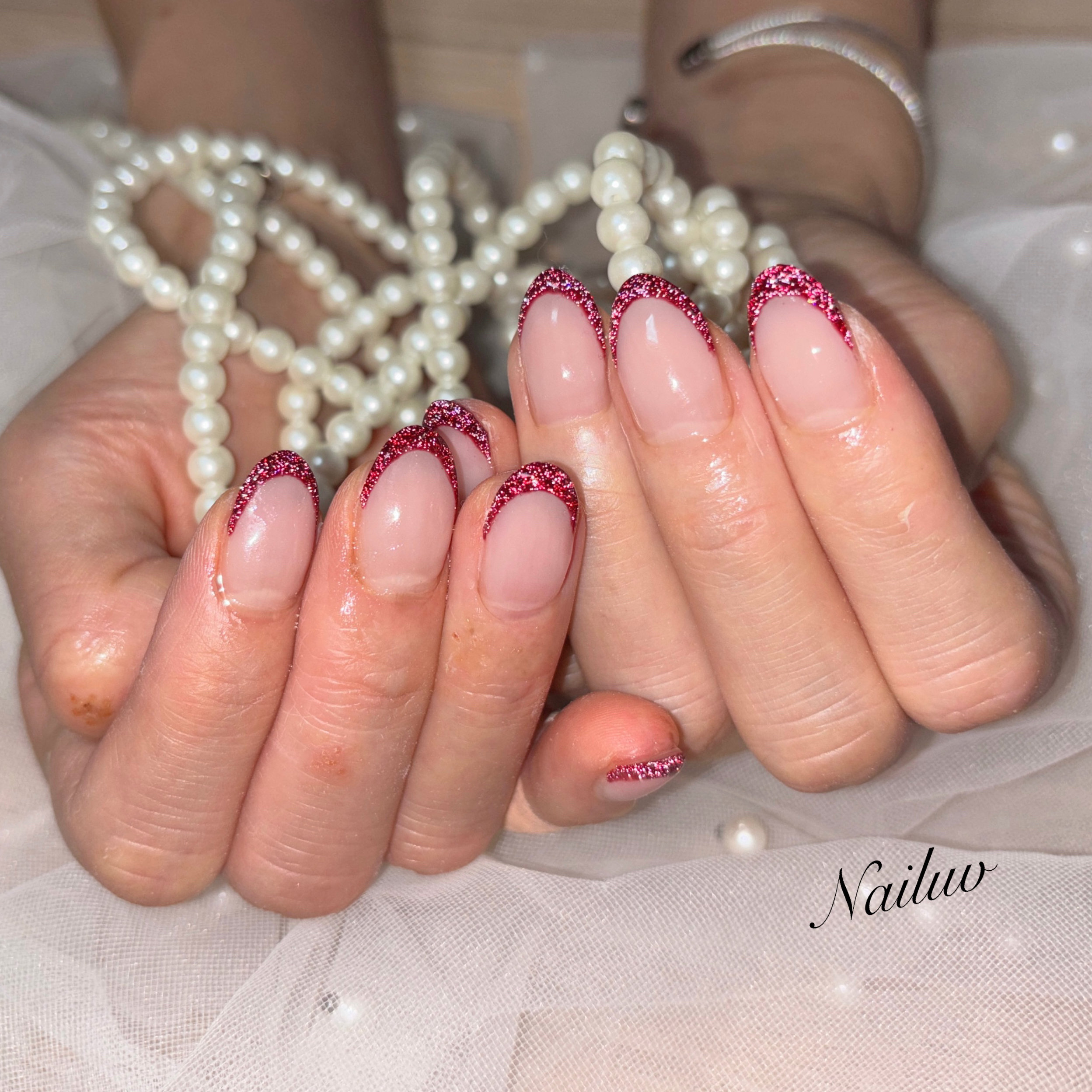Nailuv