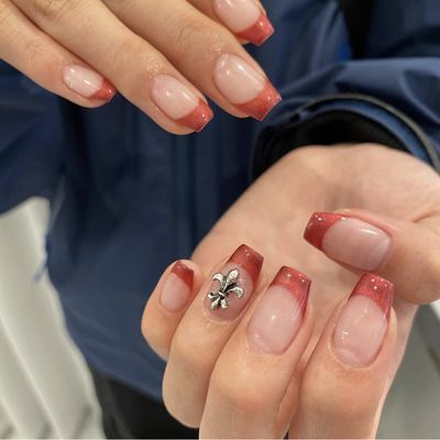 【その場での次回予約限定｡✧｡･ﾟ】フレンチネイル☁️
