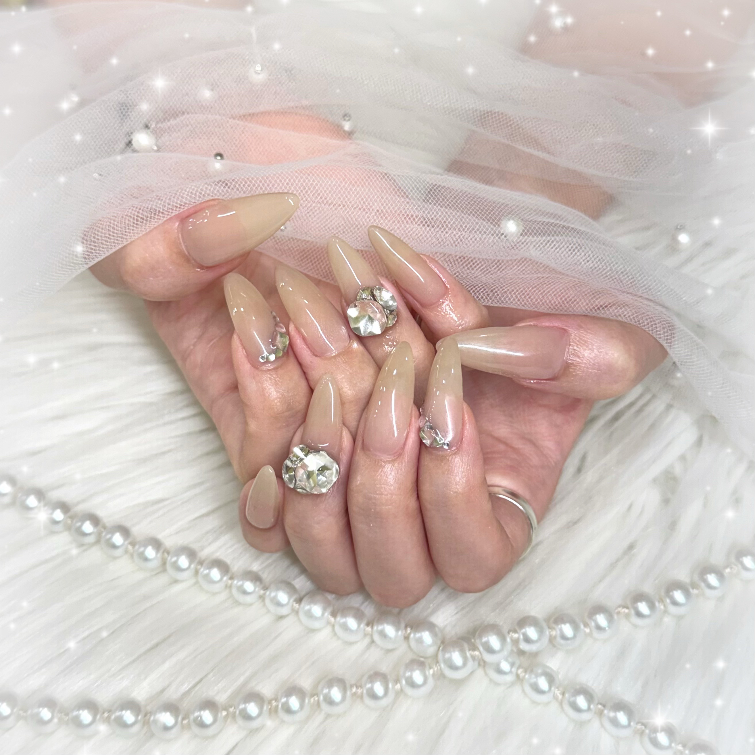 s_.nail8