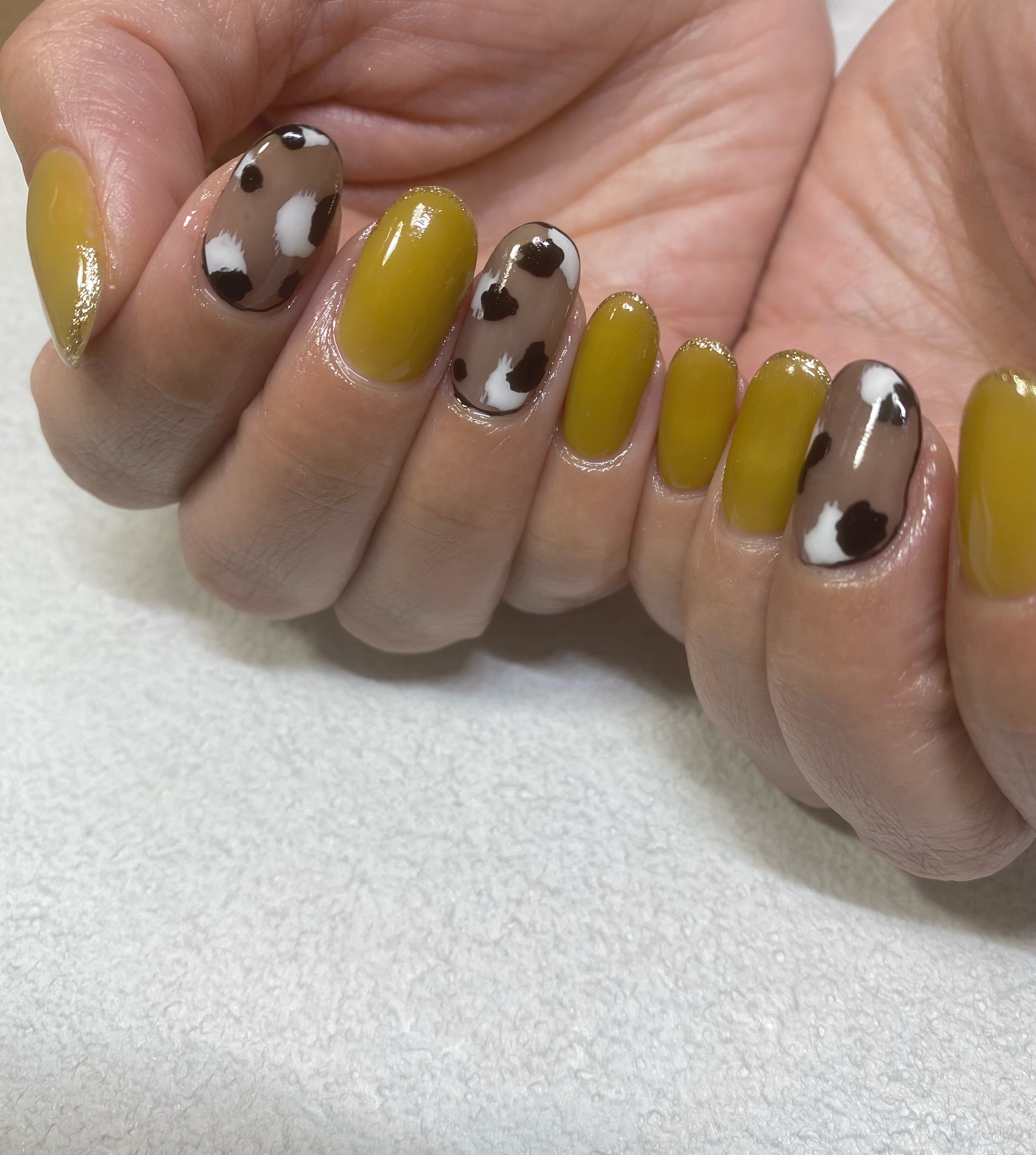 nail.salon.M.