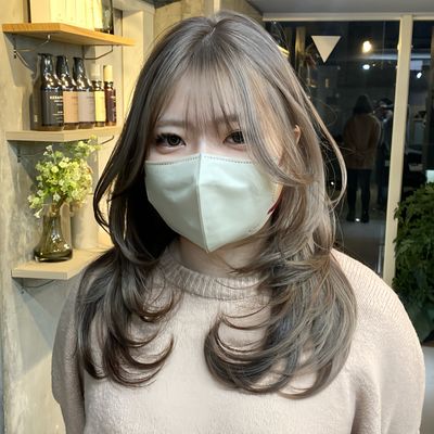 🌸複雑履歴やホワイト系を目指したい方🌸
カット✖️ブリーチ2回✖️トリートメント