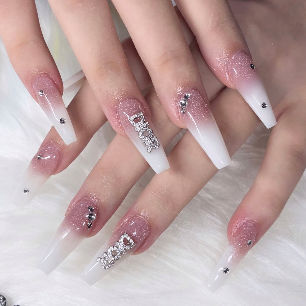 nail_mio0316