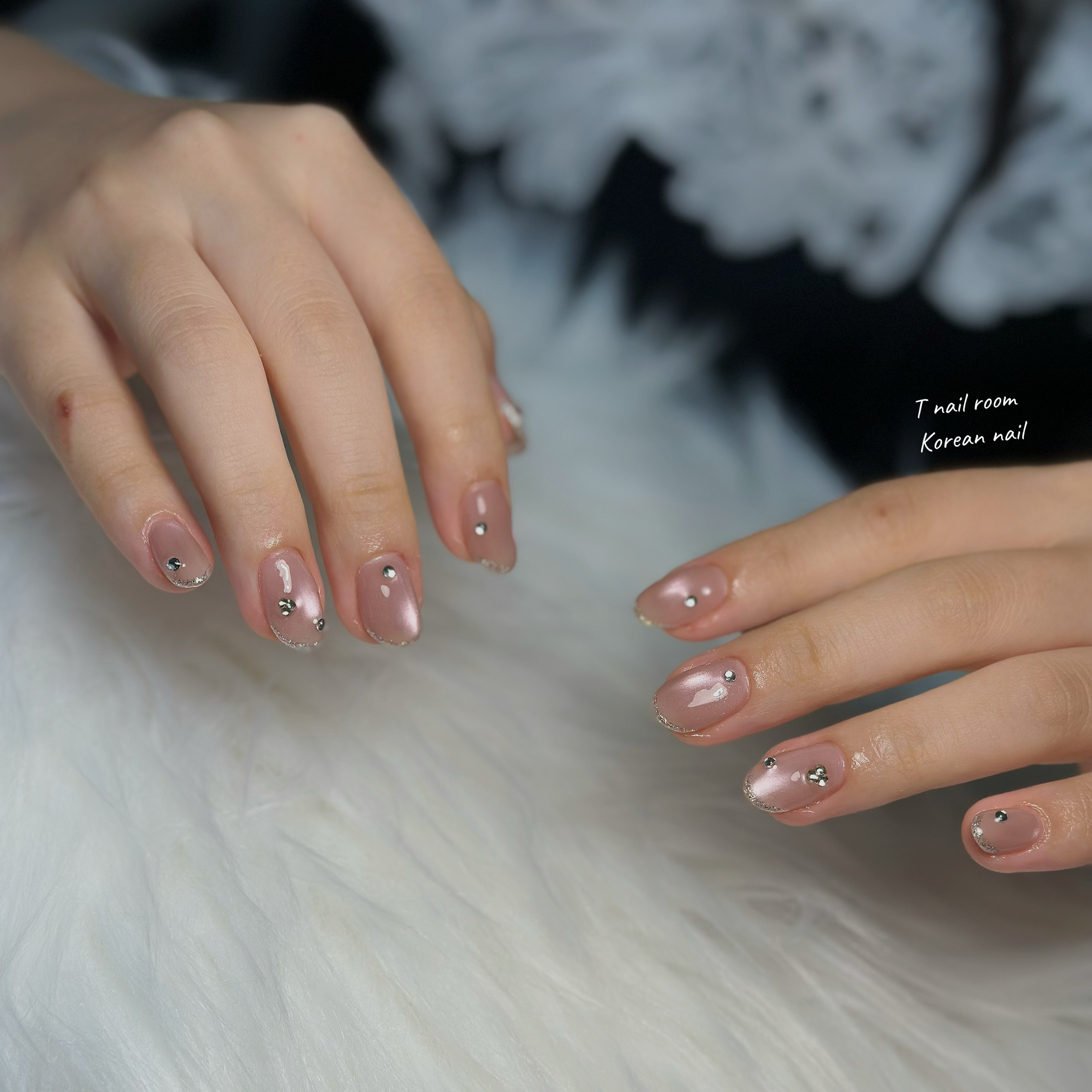 Tnail_room