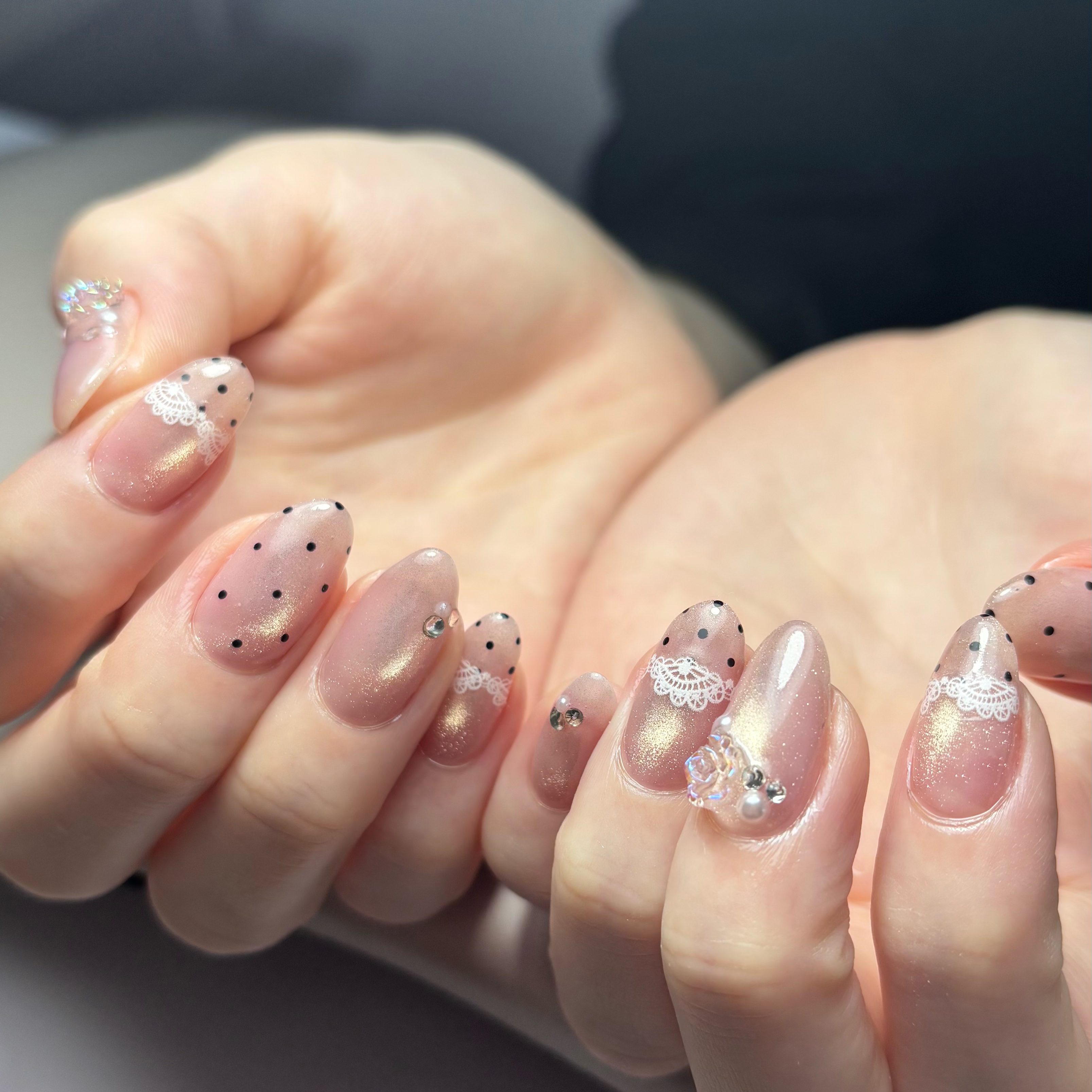 anon_nail