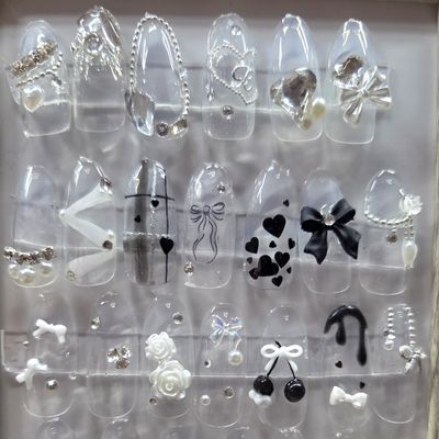 《ネイリー限定》ワンカラー+４本アート¥7700