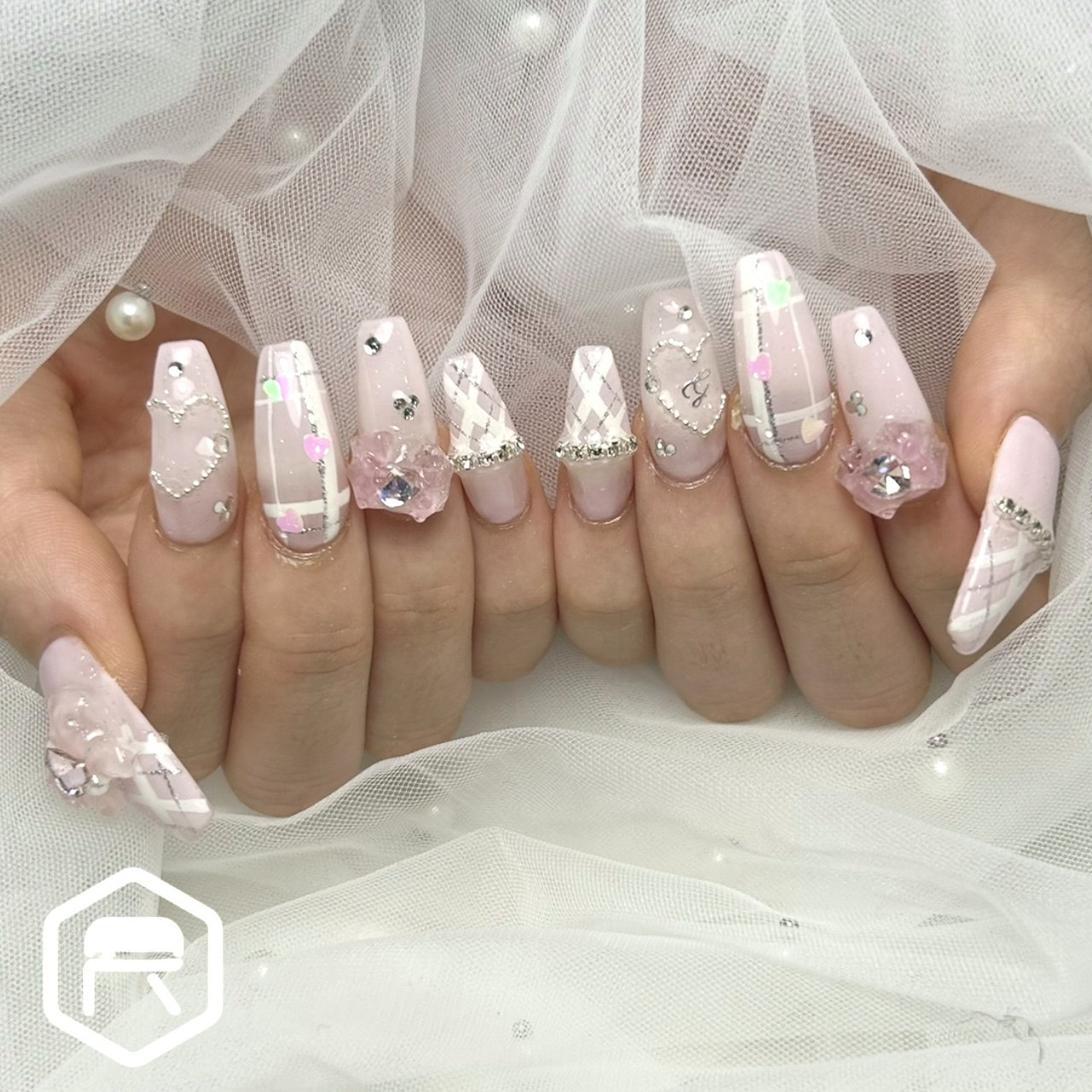 Redispe.nail_noura_chonan