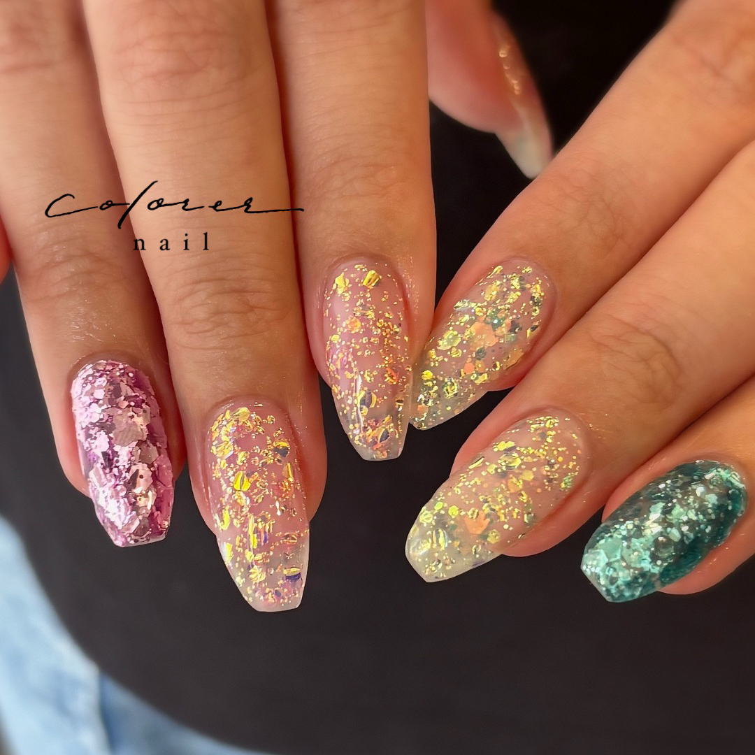 colorer_nail.ami