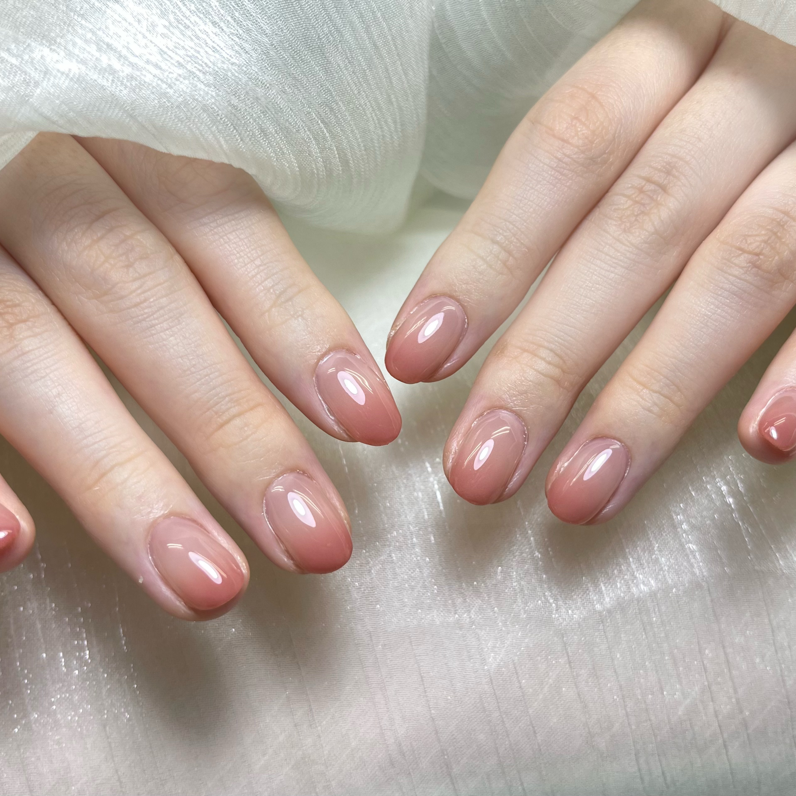 ri.nail_