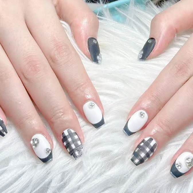 monica_nail_1