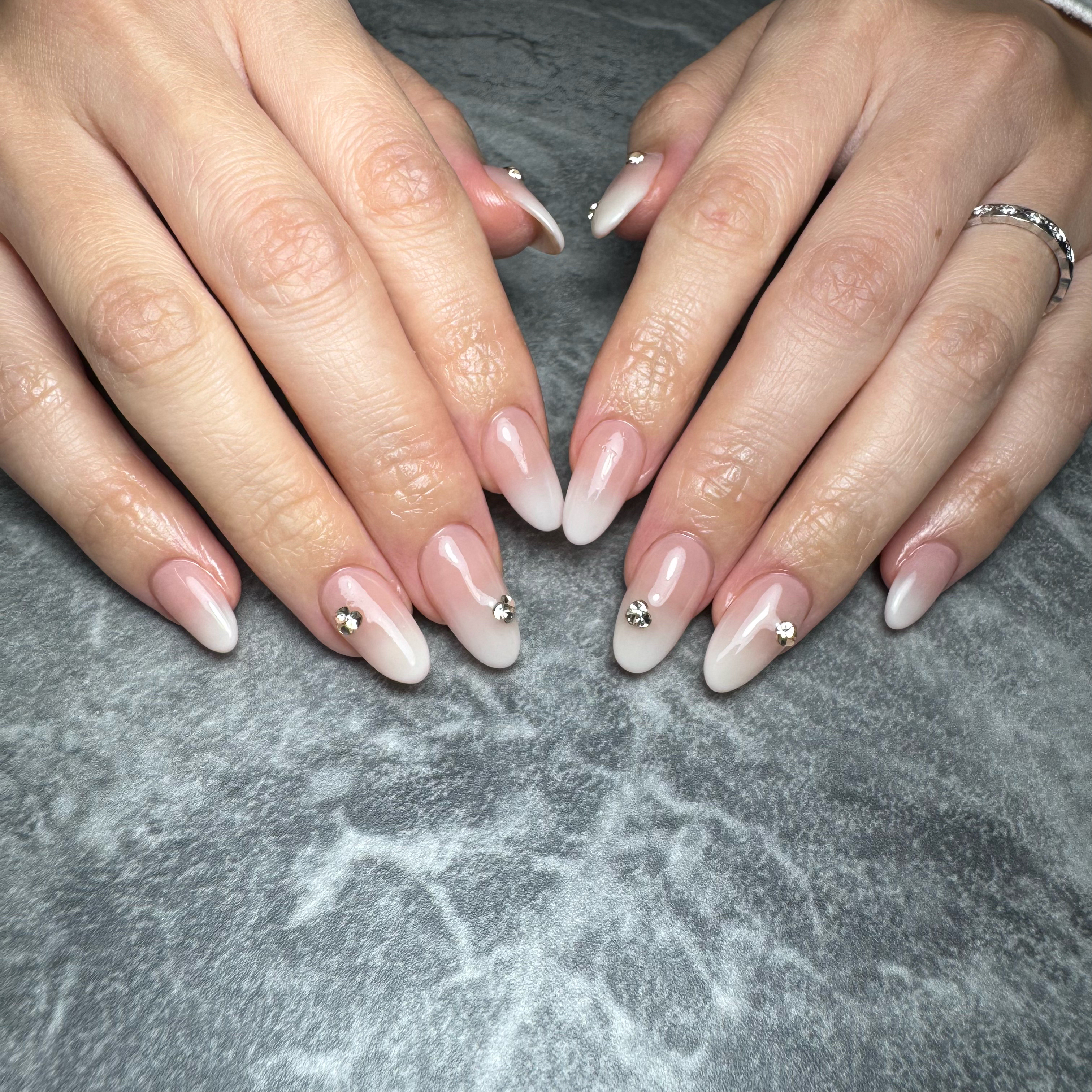 Nail_salon_Gleam
