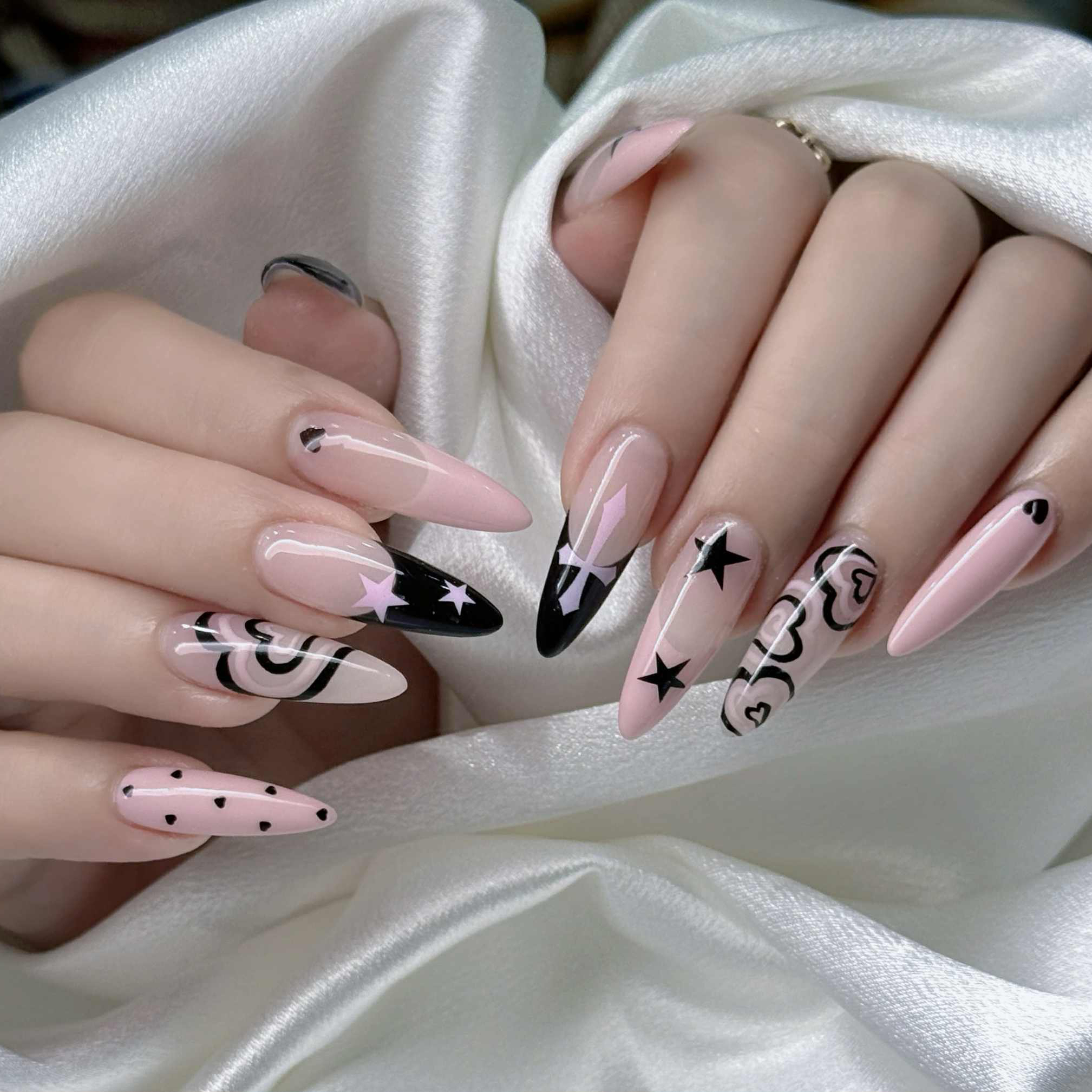 Nails168_