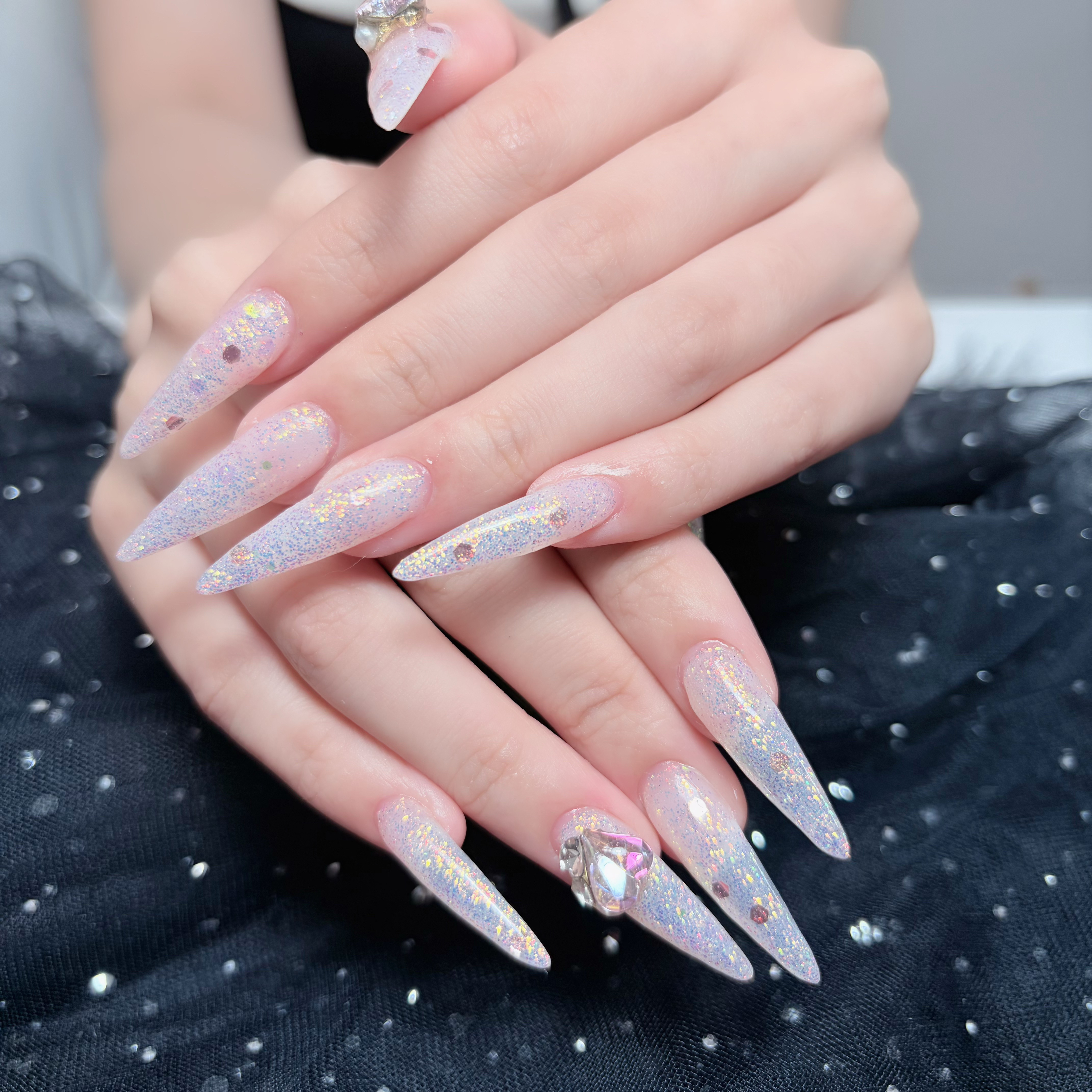 Huyn_Nail_