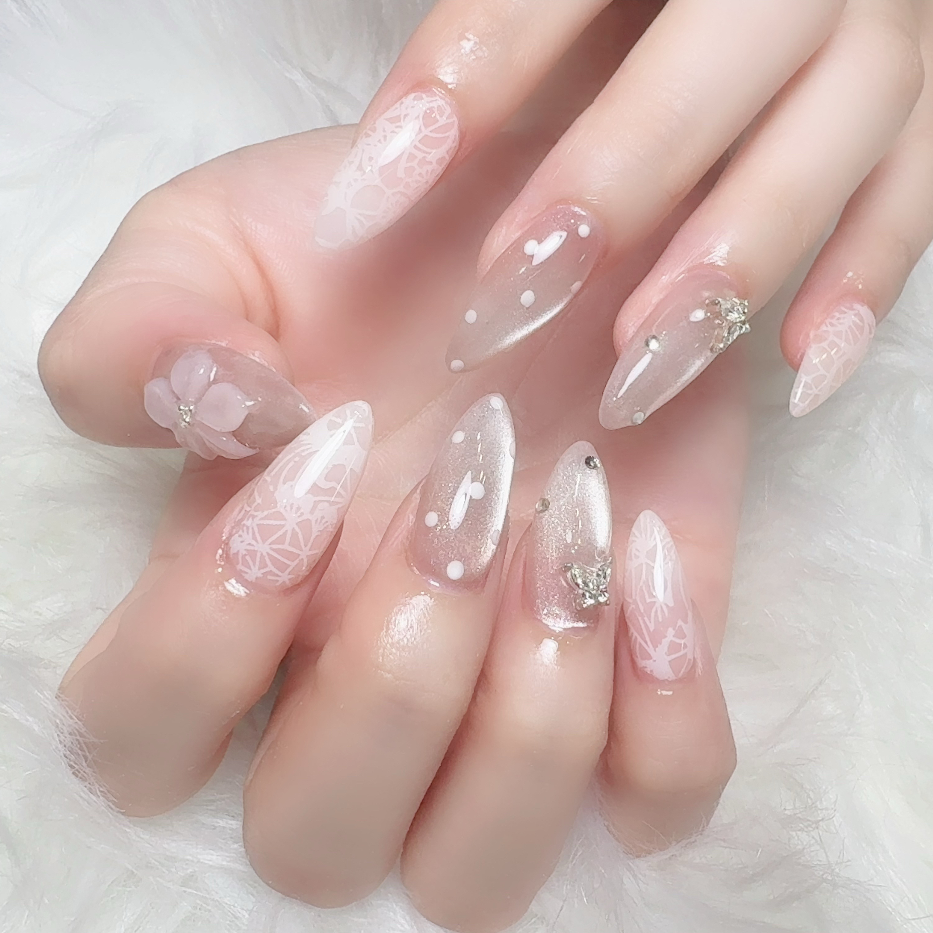 Mlan_Nail