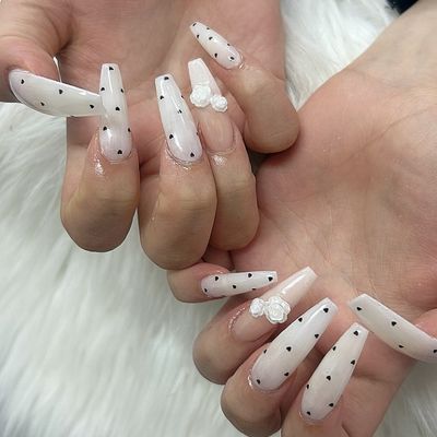 ドット・チェック柄ネイル