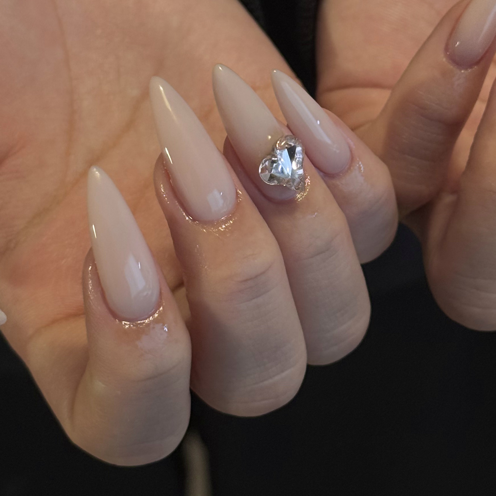 nail_ali.i