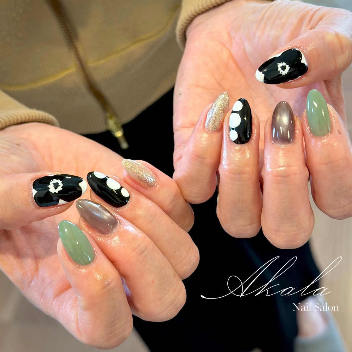 nailsalon_Akala