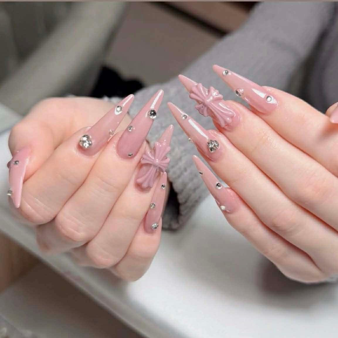 Meomeonail