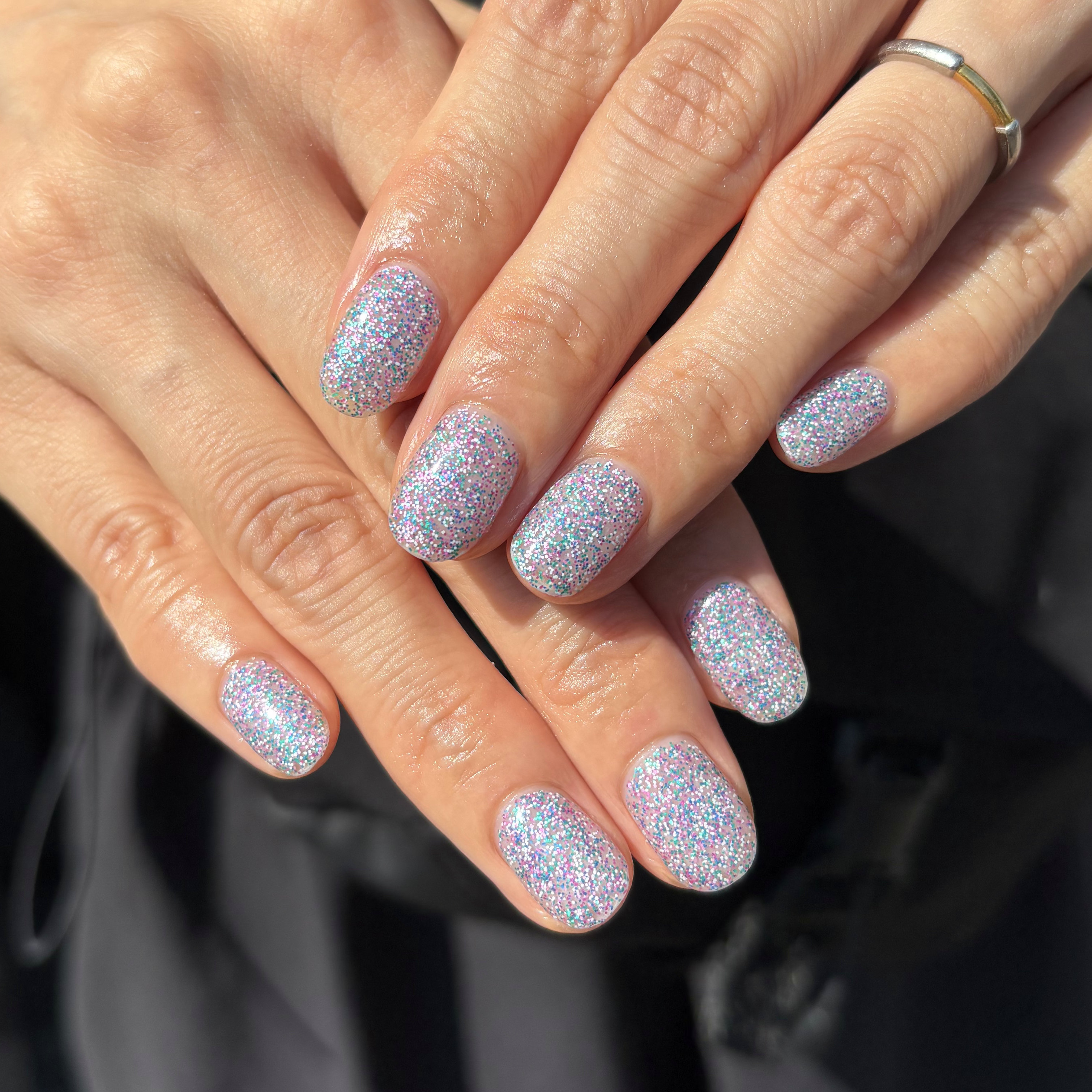 neouv_nail