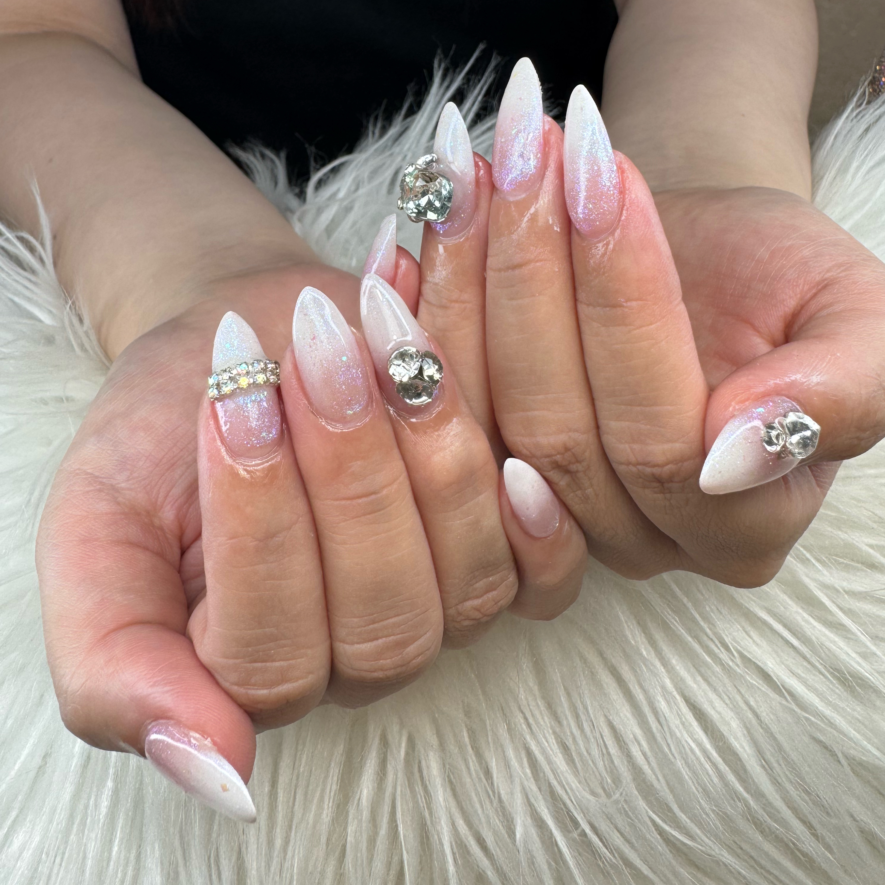 Mimi_MikaBeauty