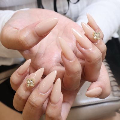 (チップ長さ出し）ワンカラー 
+パーツ2個付け
