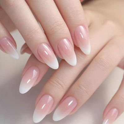 🌸チップ長さ出し１０本(オフなし】❣️フレンチネイルor グラデーション