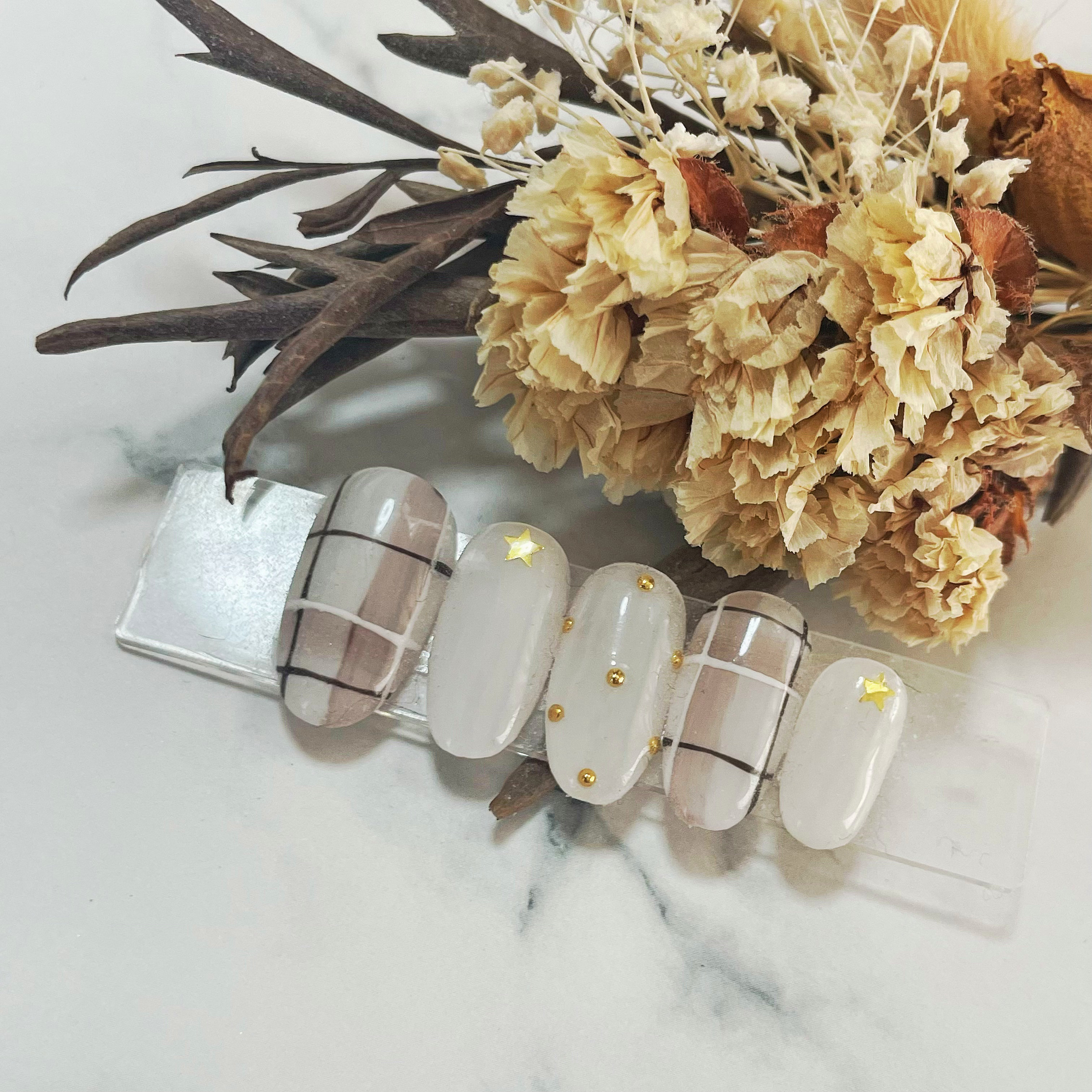 Beo_nail
