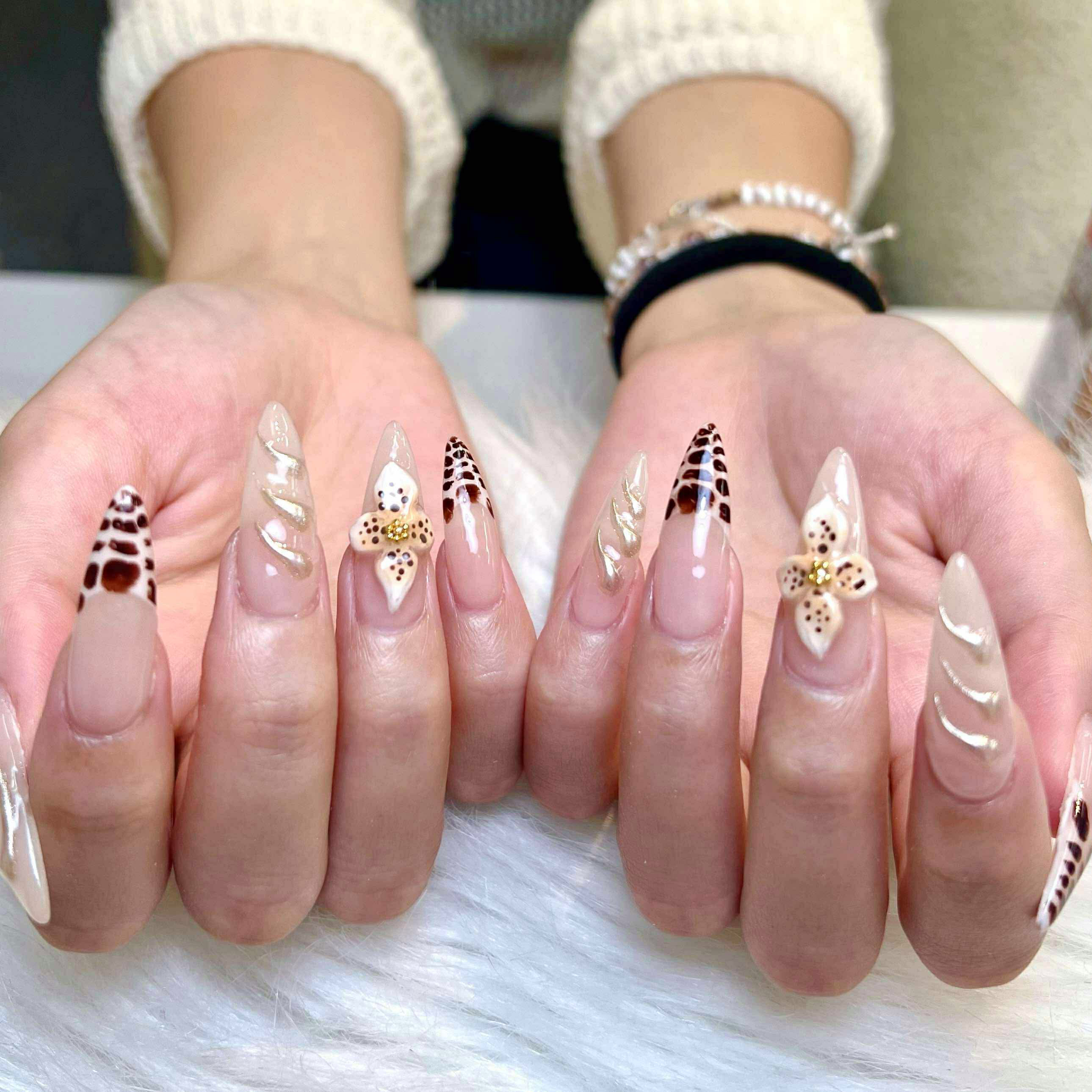 Nie_Nail_Nannanchan