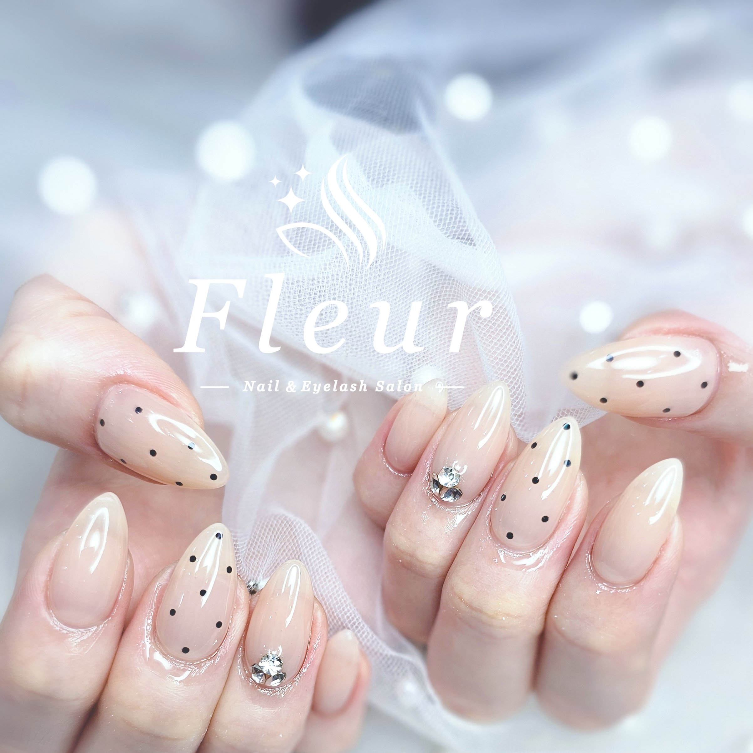 Fleur__nail