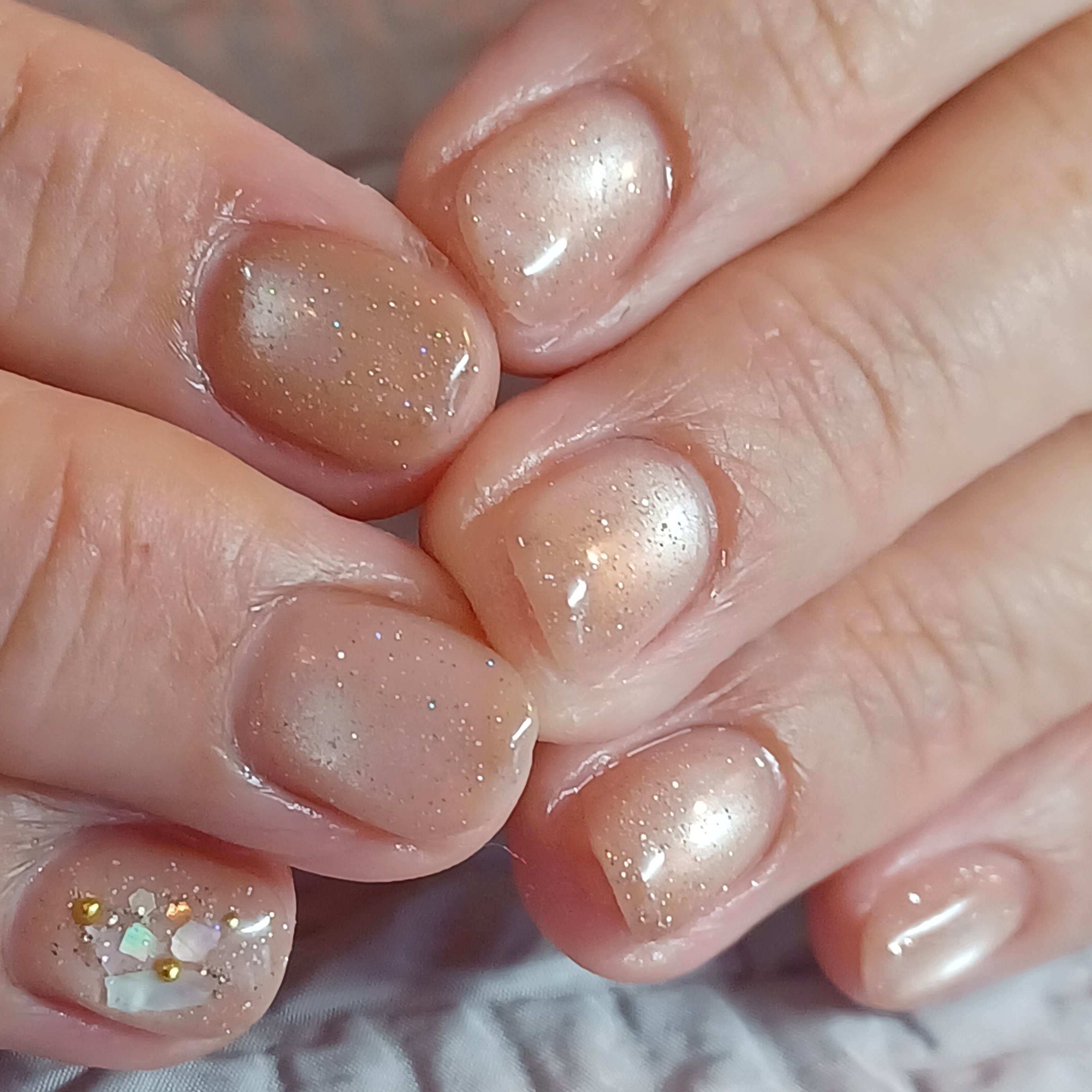antique.nail
