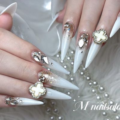 🎀チップ長さだし10本🪞150分持ち込みデザインパーツつけ放題