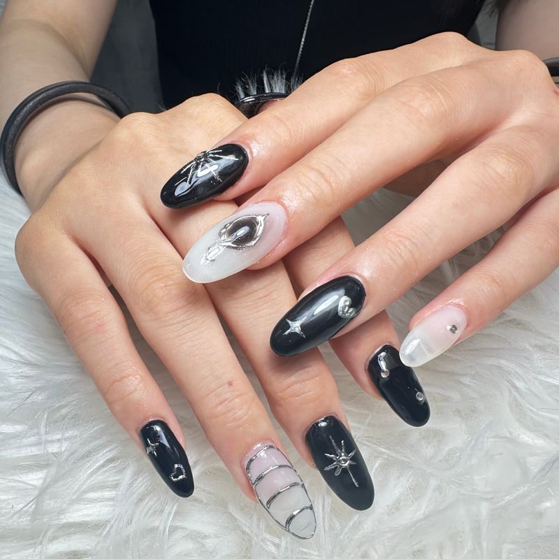 ネイリー（Nailie） - MinamiNails