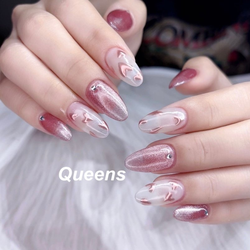 QueensCiCi
