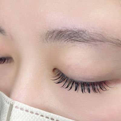 【エクステ史上最高の軽さと持続】フラットマット140本+コーティング付き