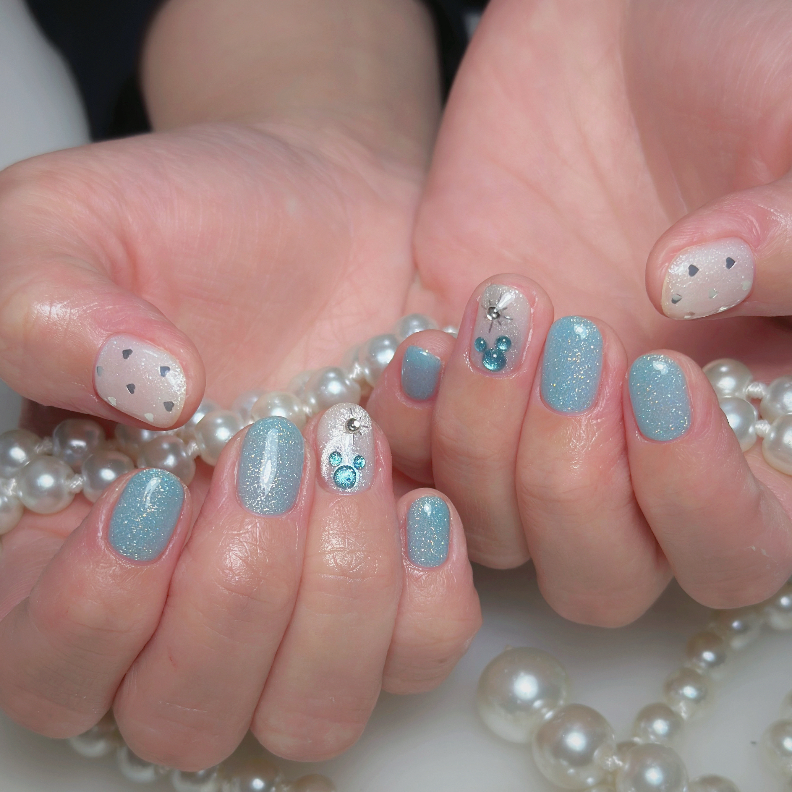 thumbs.up.nail