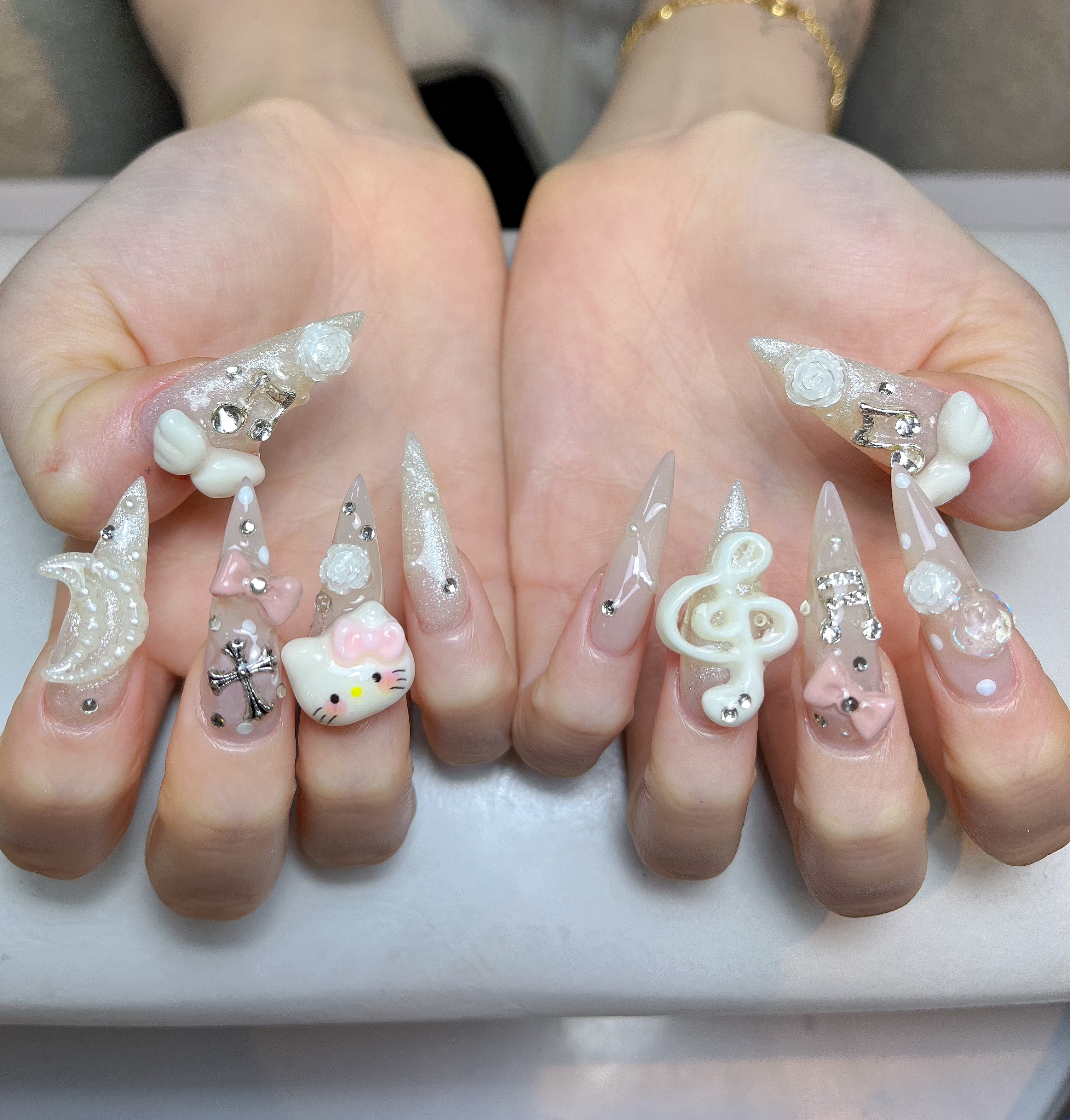 Nie_Nail_Yui
