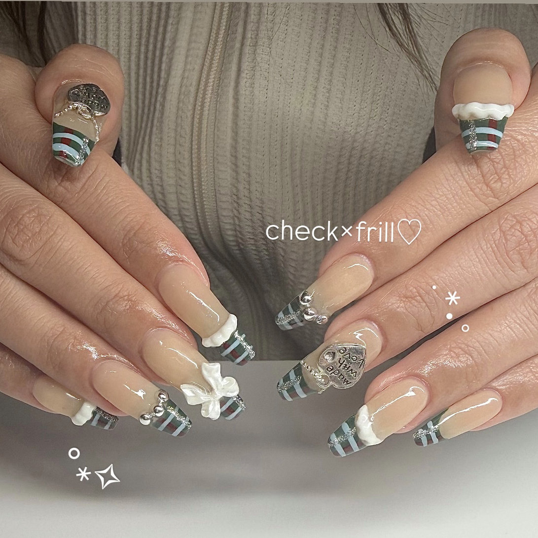 CHAM_NAIL__