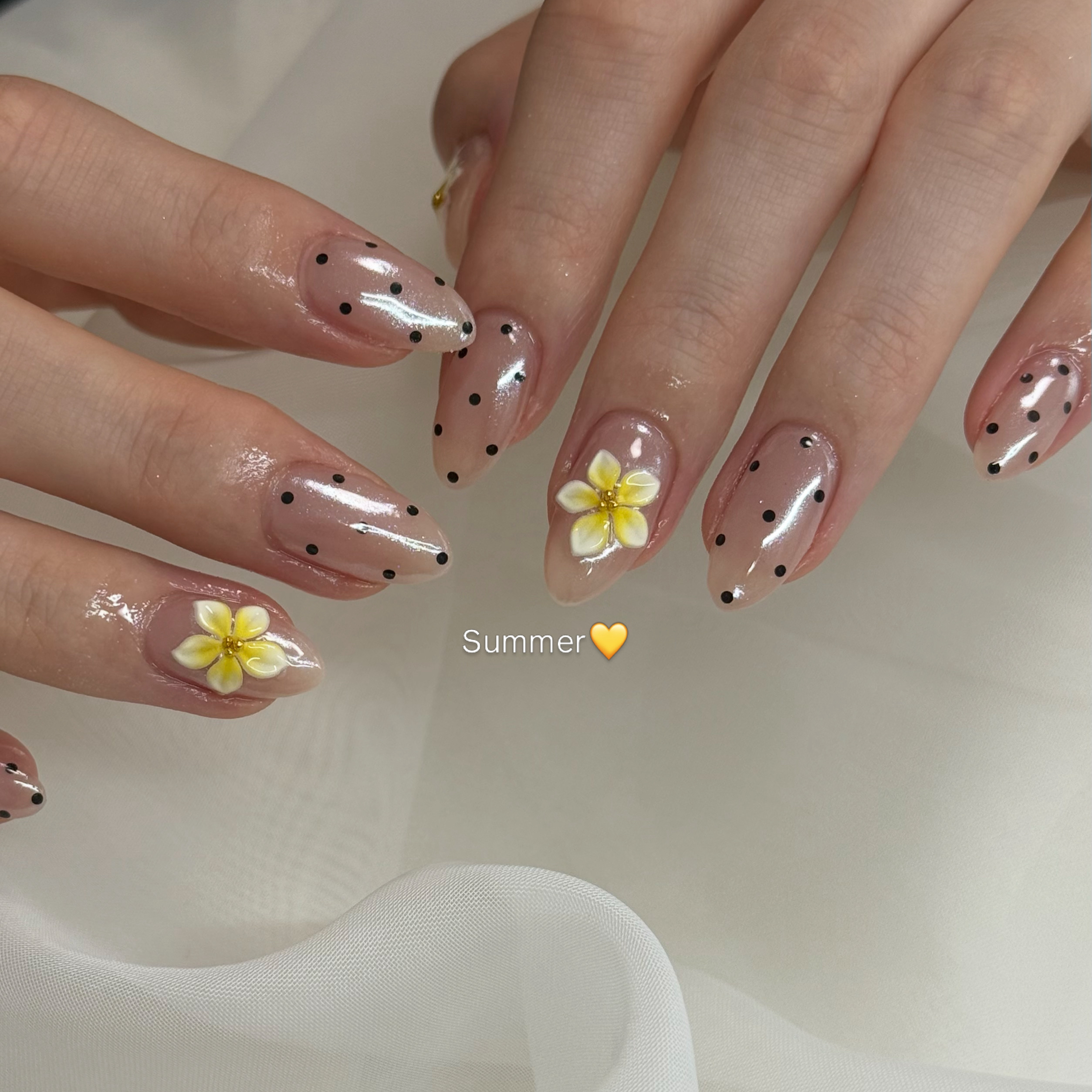lun_nail