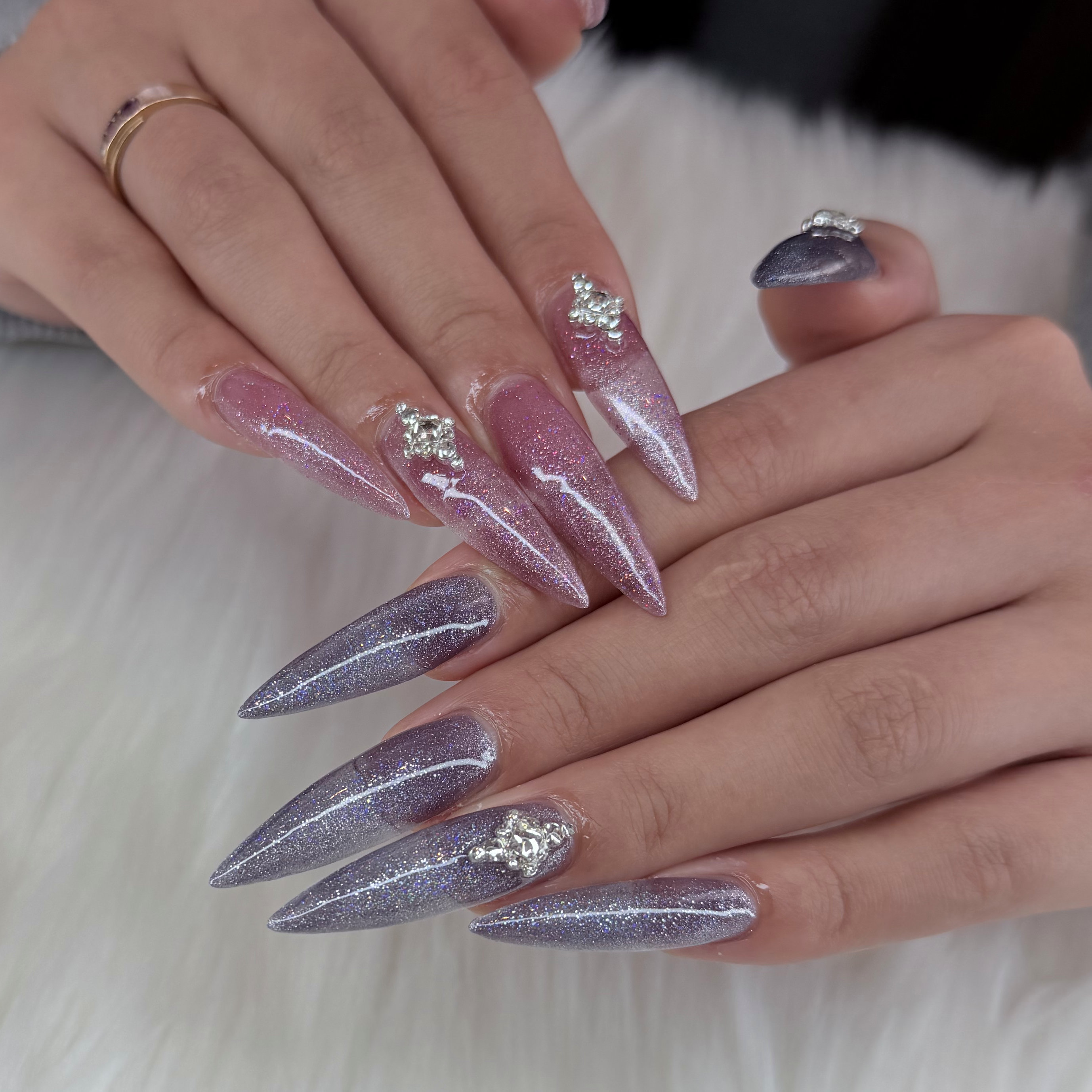 pinkdollhouse_nail