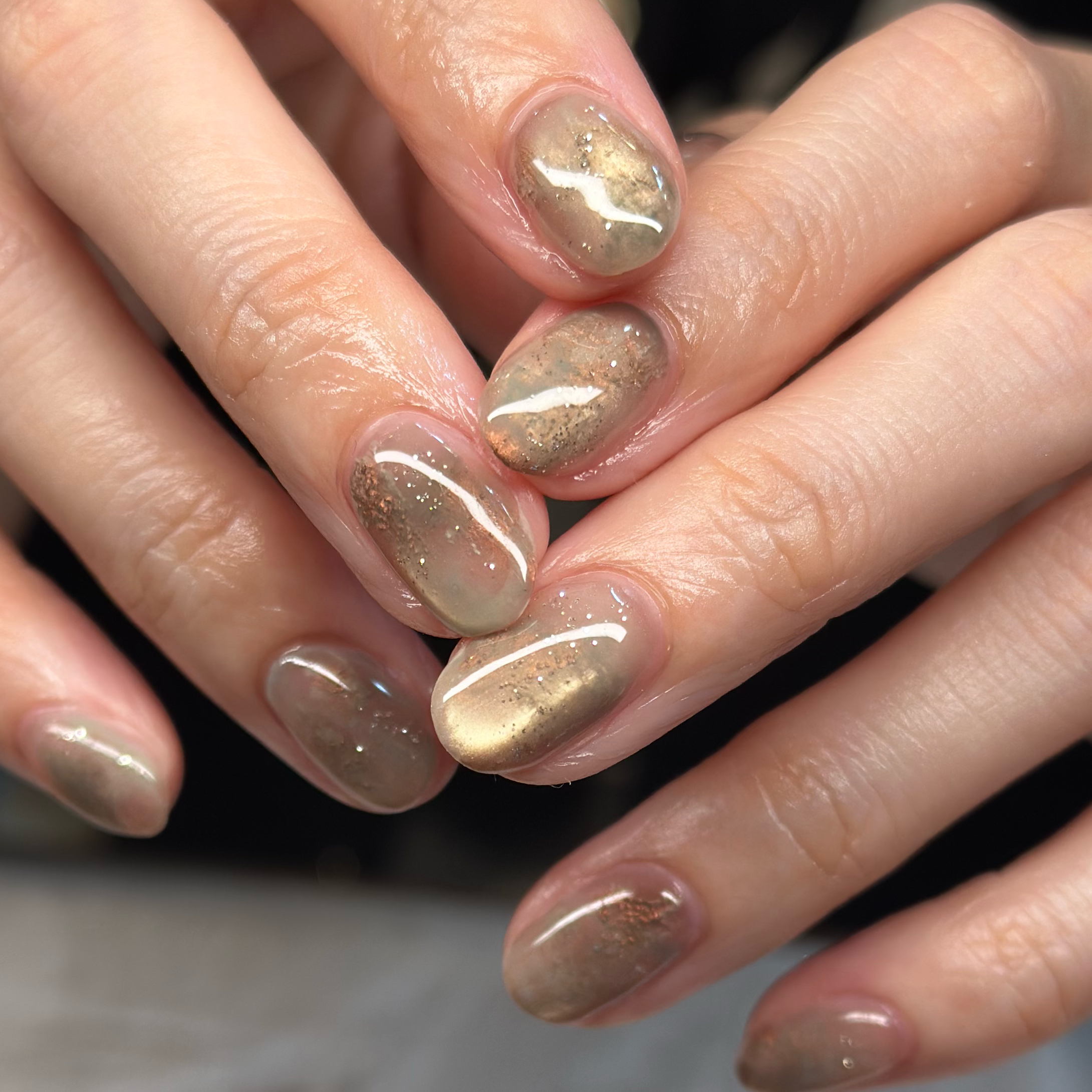 mana_nail