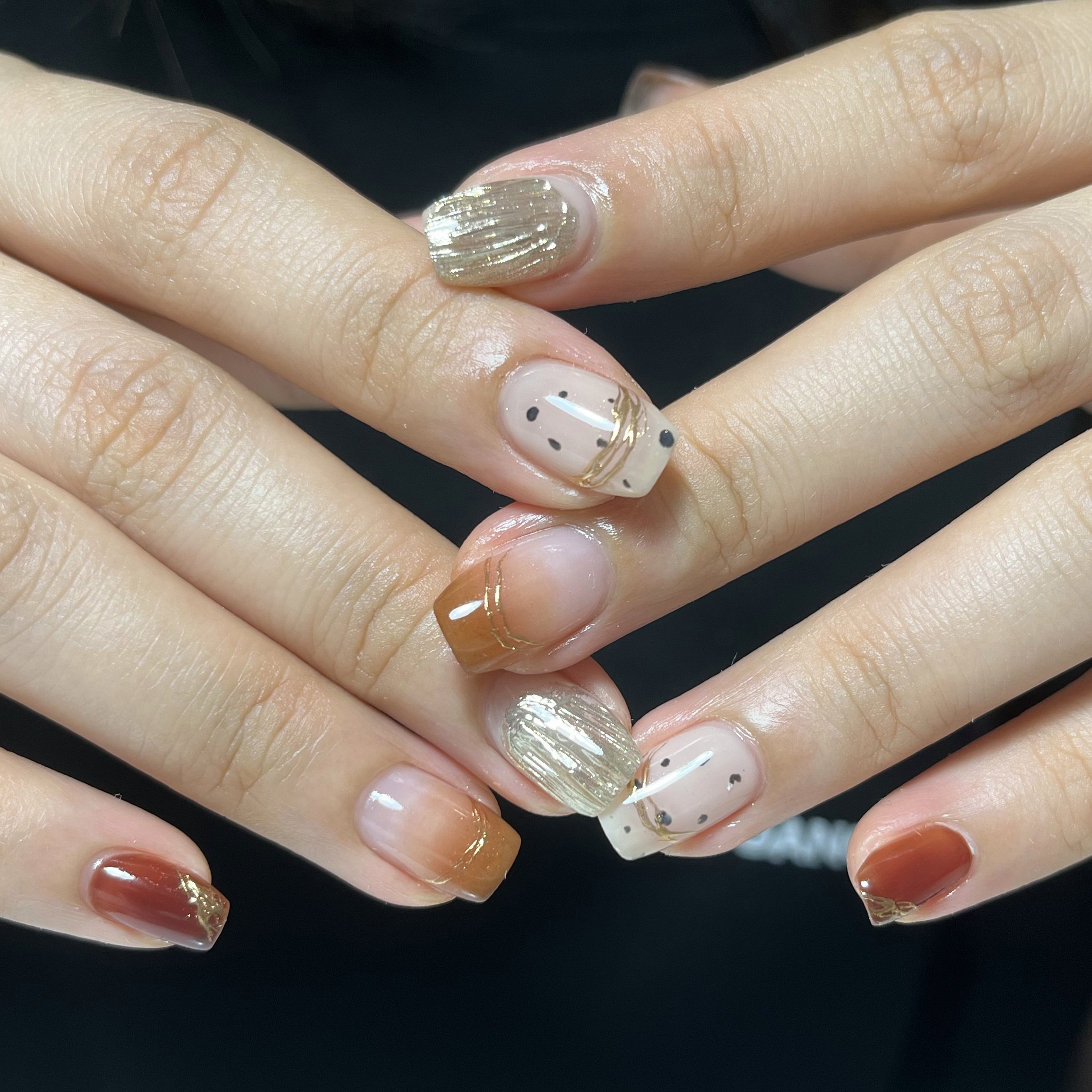 anila_nail