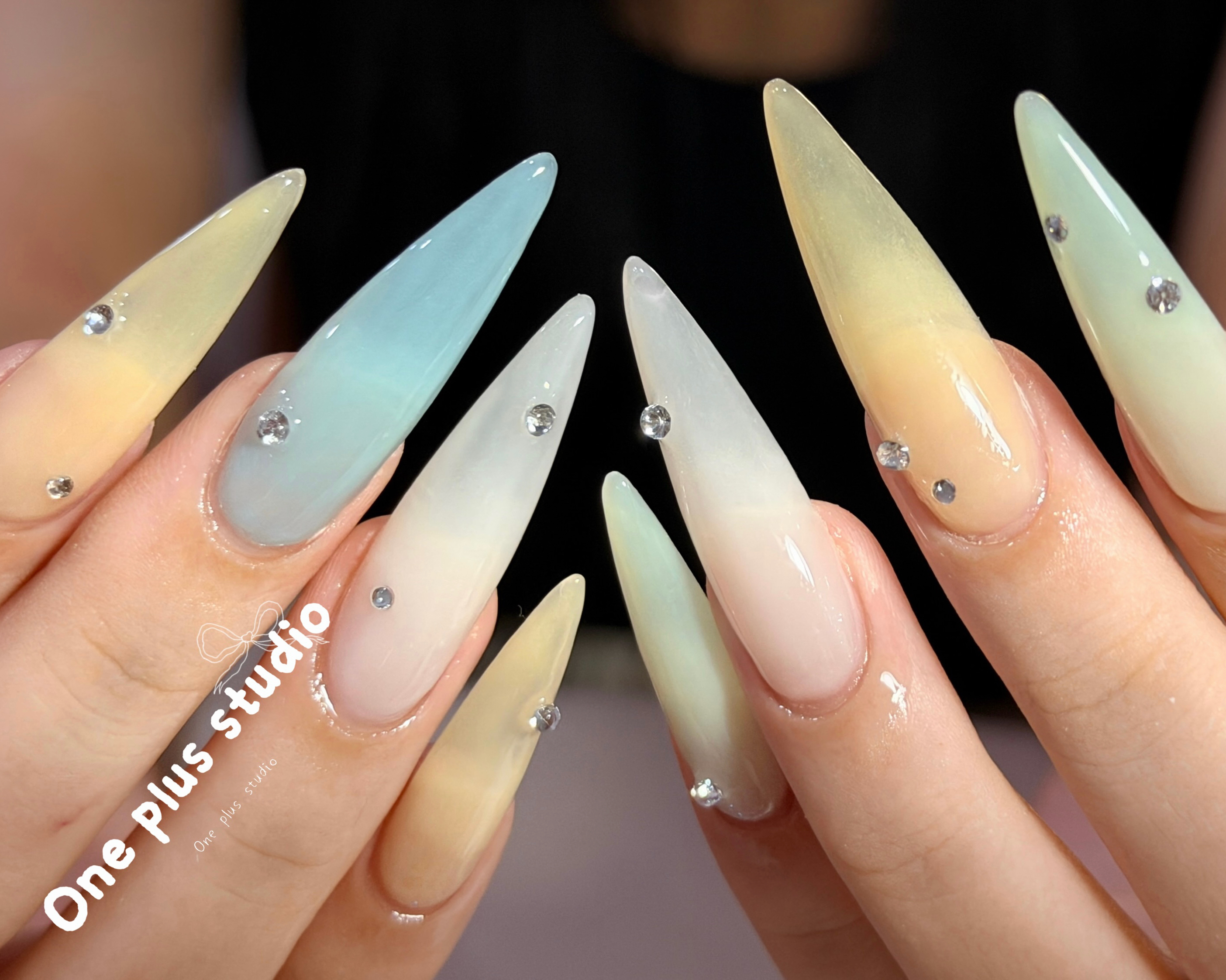 One_plus_nail_salon