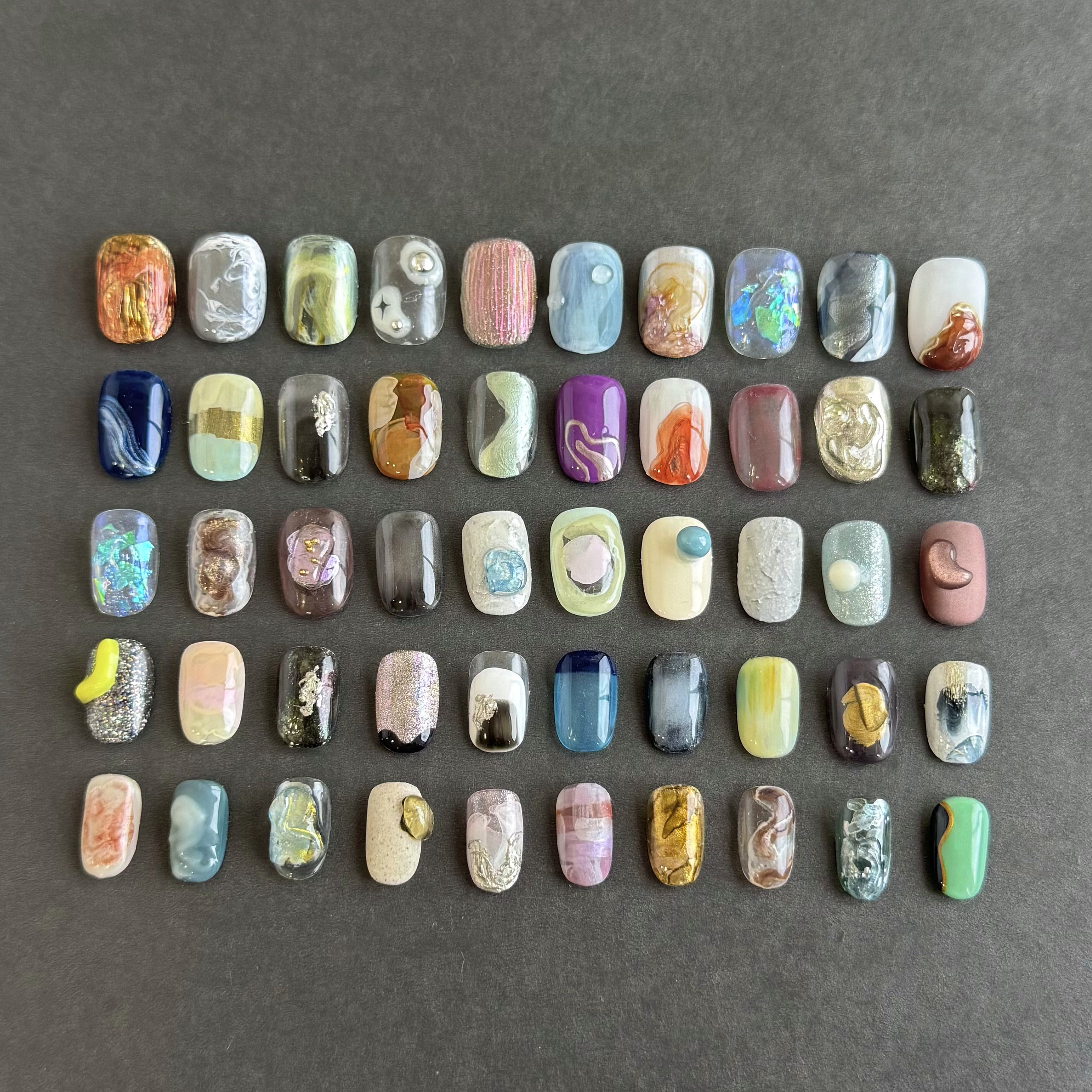 muni.nail