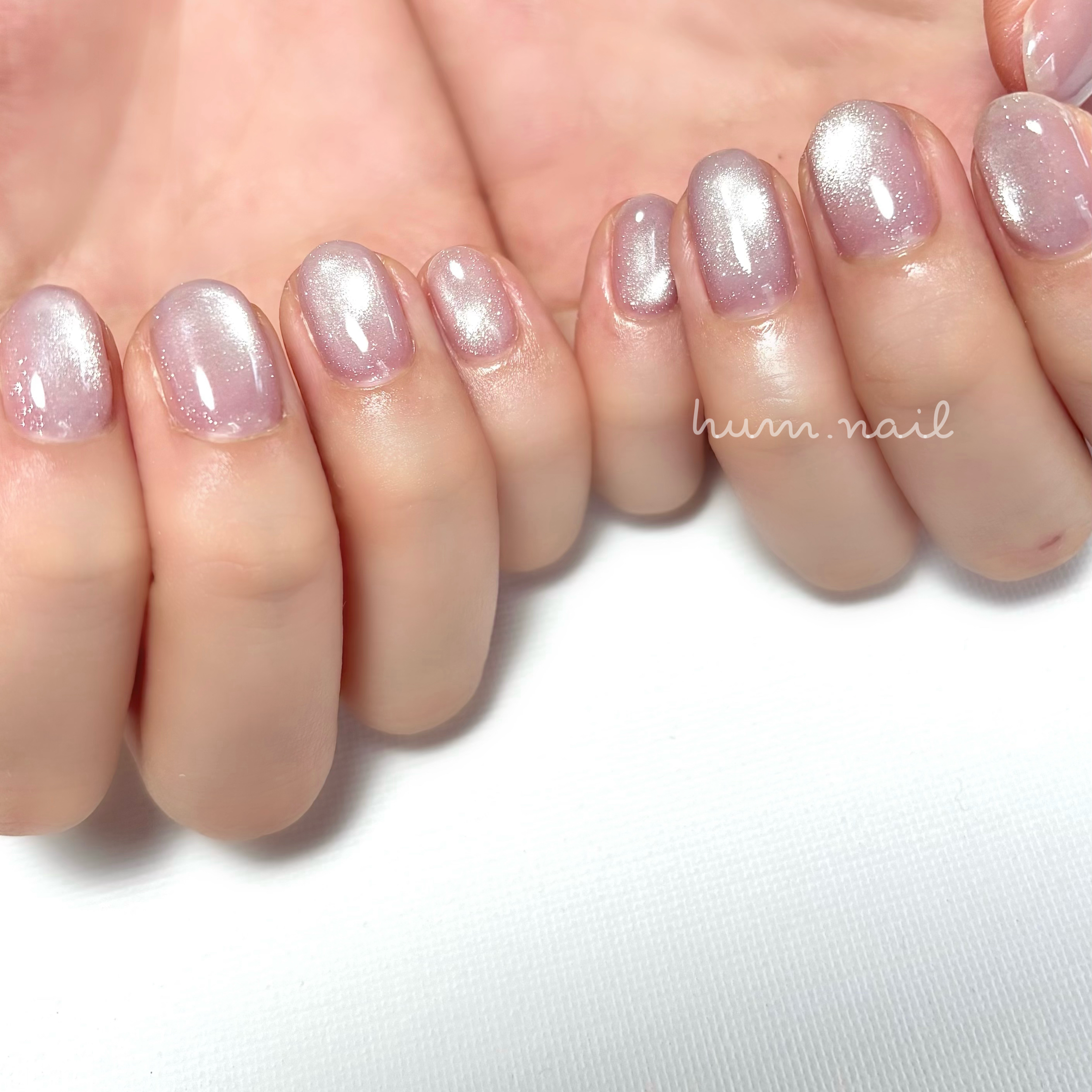 hum.nail